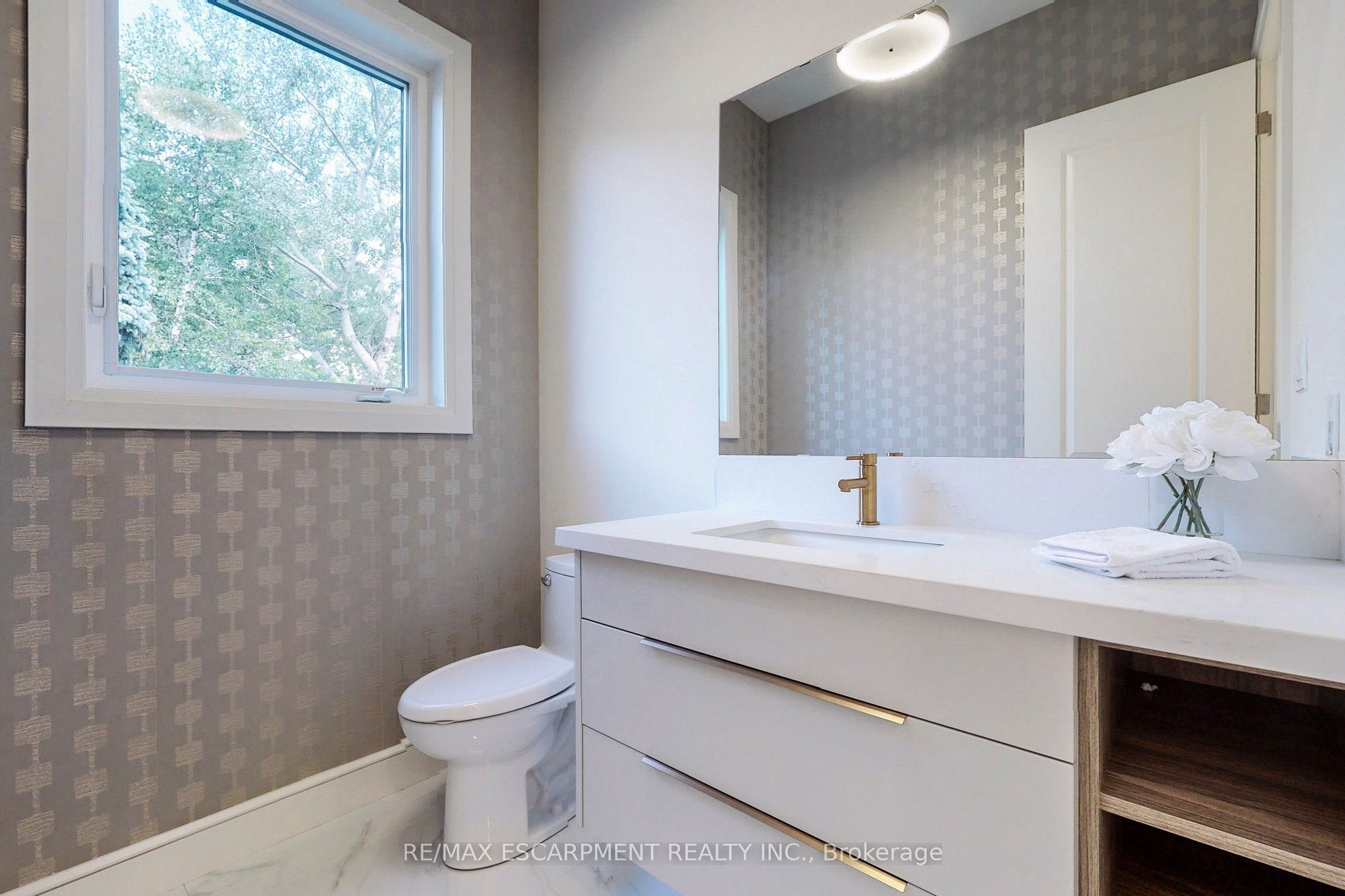 49 Roselawn Avenue Property Photo 18