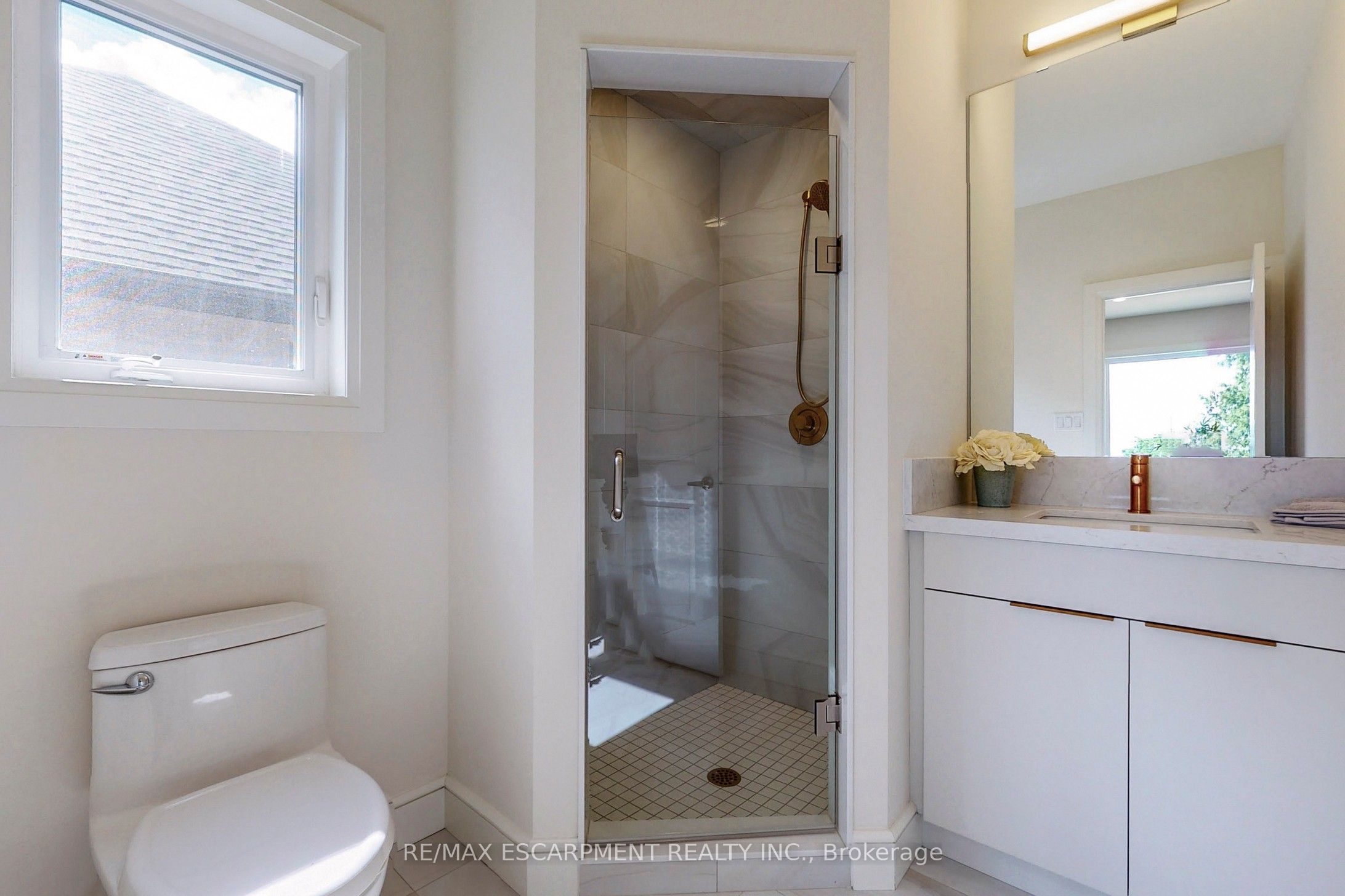 49 Roselawn Avenue Property Photo 27