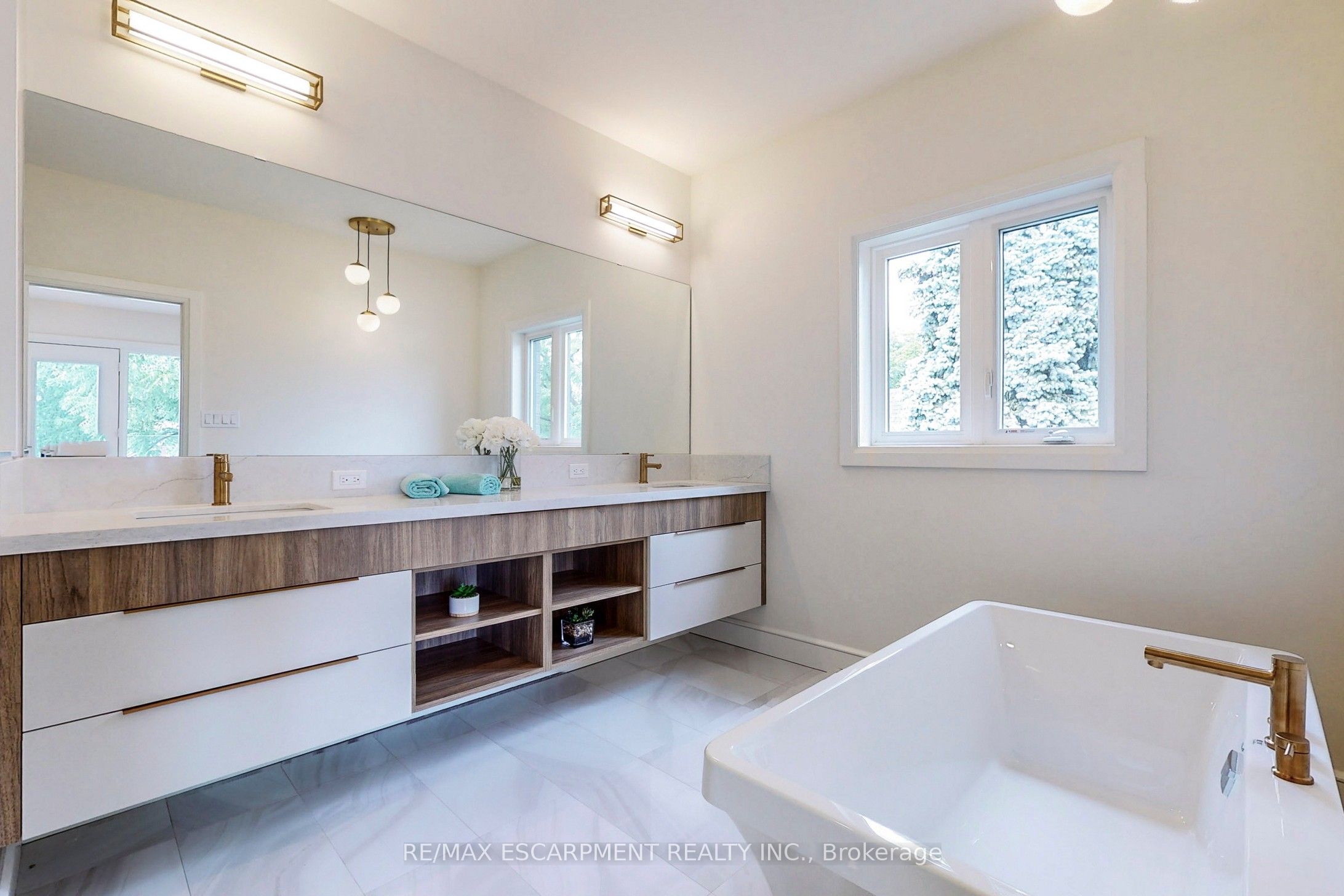 49 Roselawn Avenue Property Photo 32