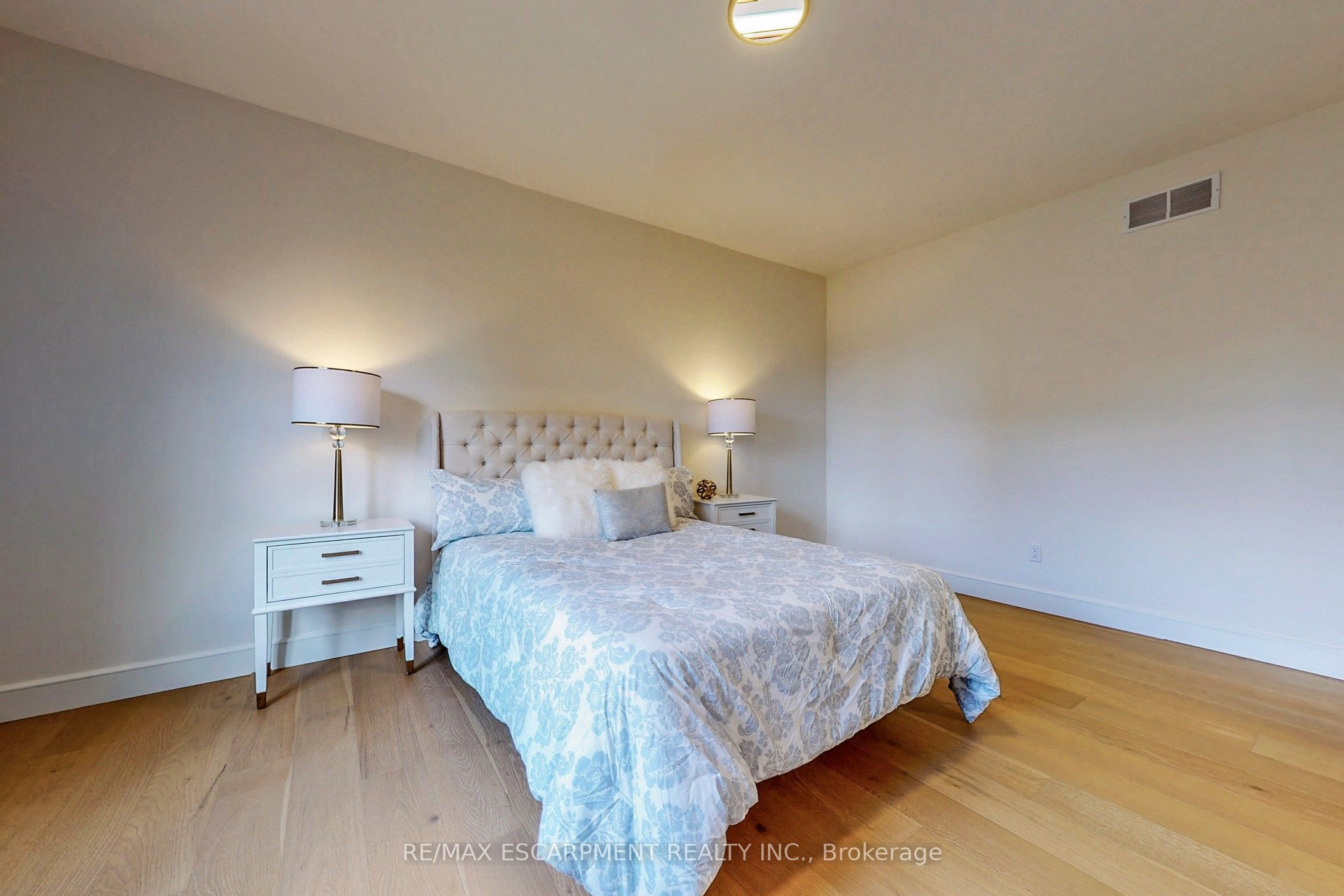 49 Roselawn Avenue Property Photo 36