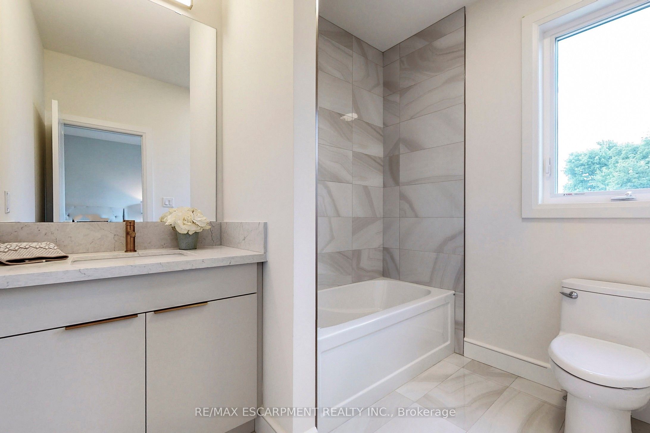 49 Roselawn Avenue Property Photo 38