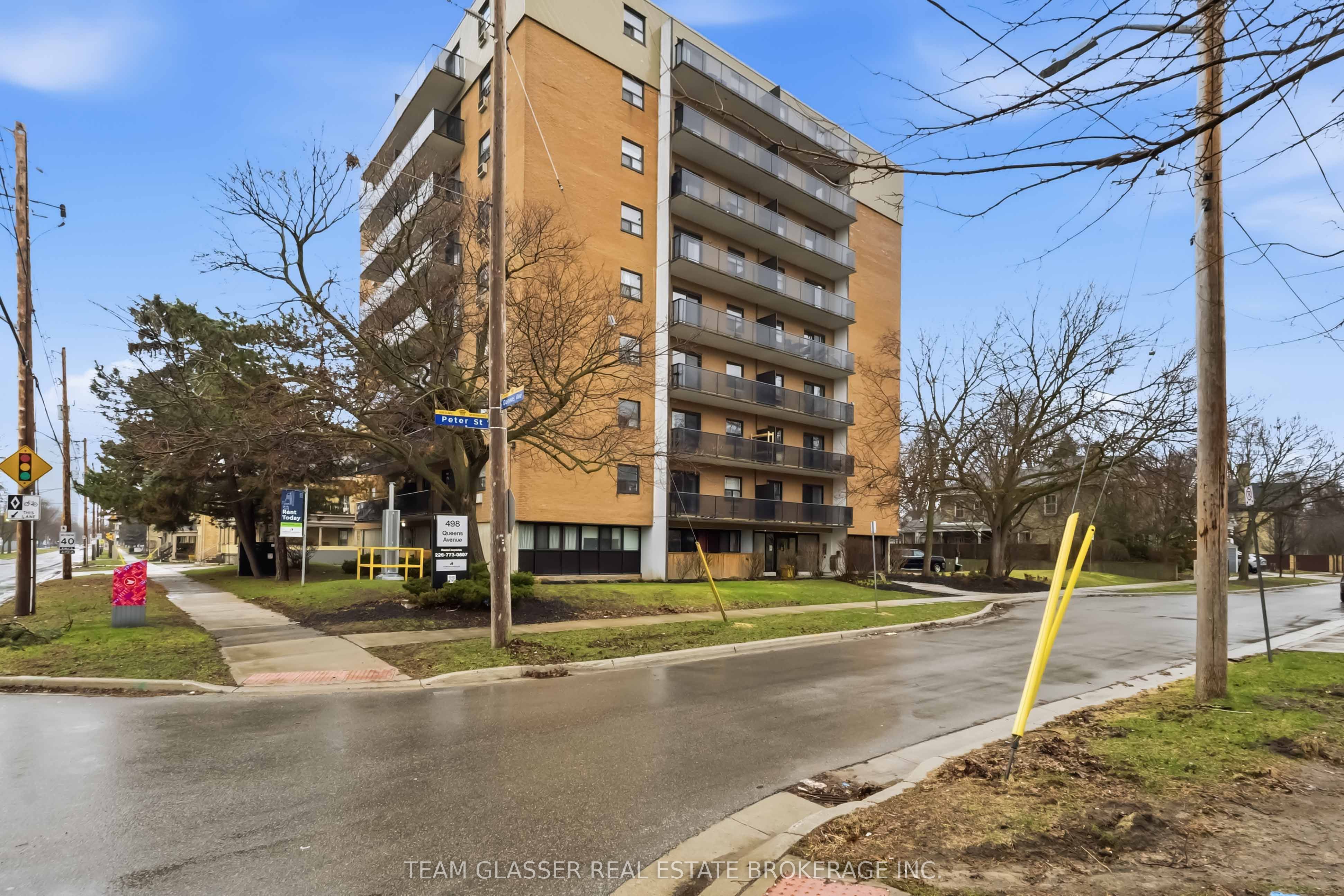 498 Queens Avenue 802 Property Photo 1