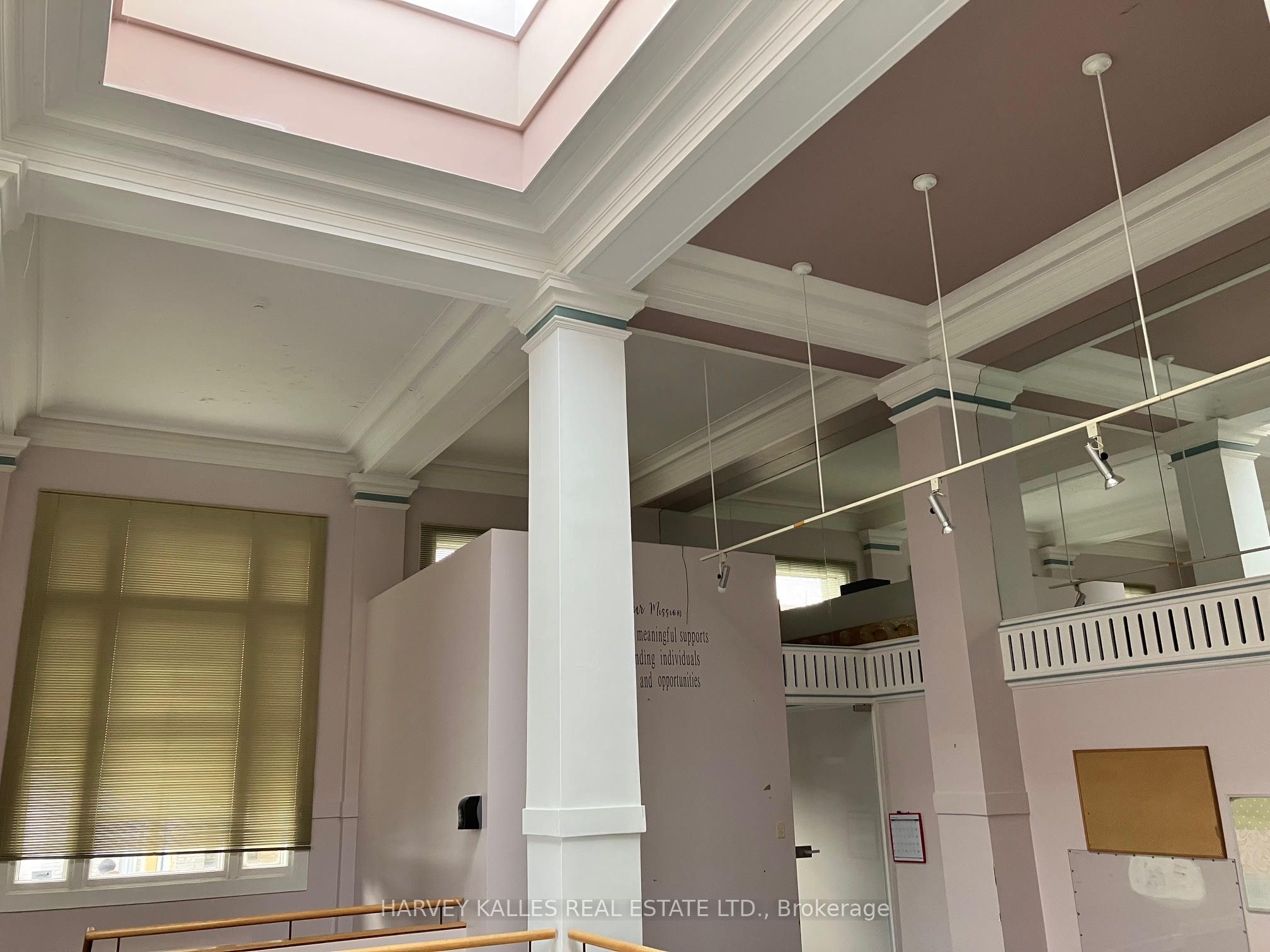 45 Peel Street Main Floor Property Photo 6