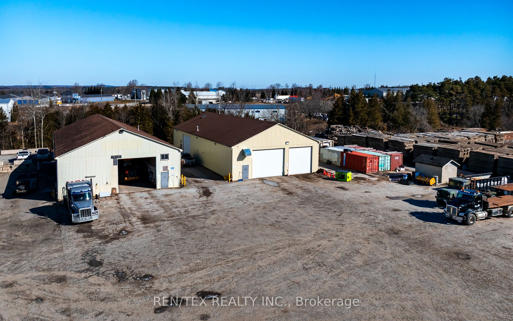 207221 Highway 9 Property Photo 5