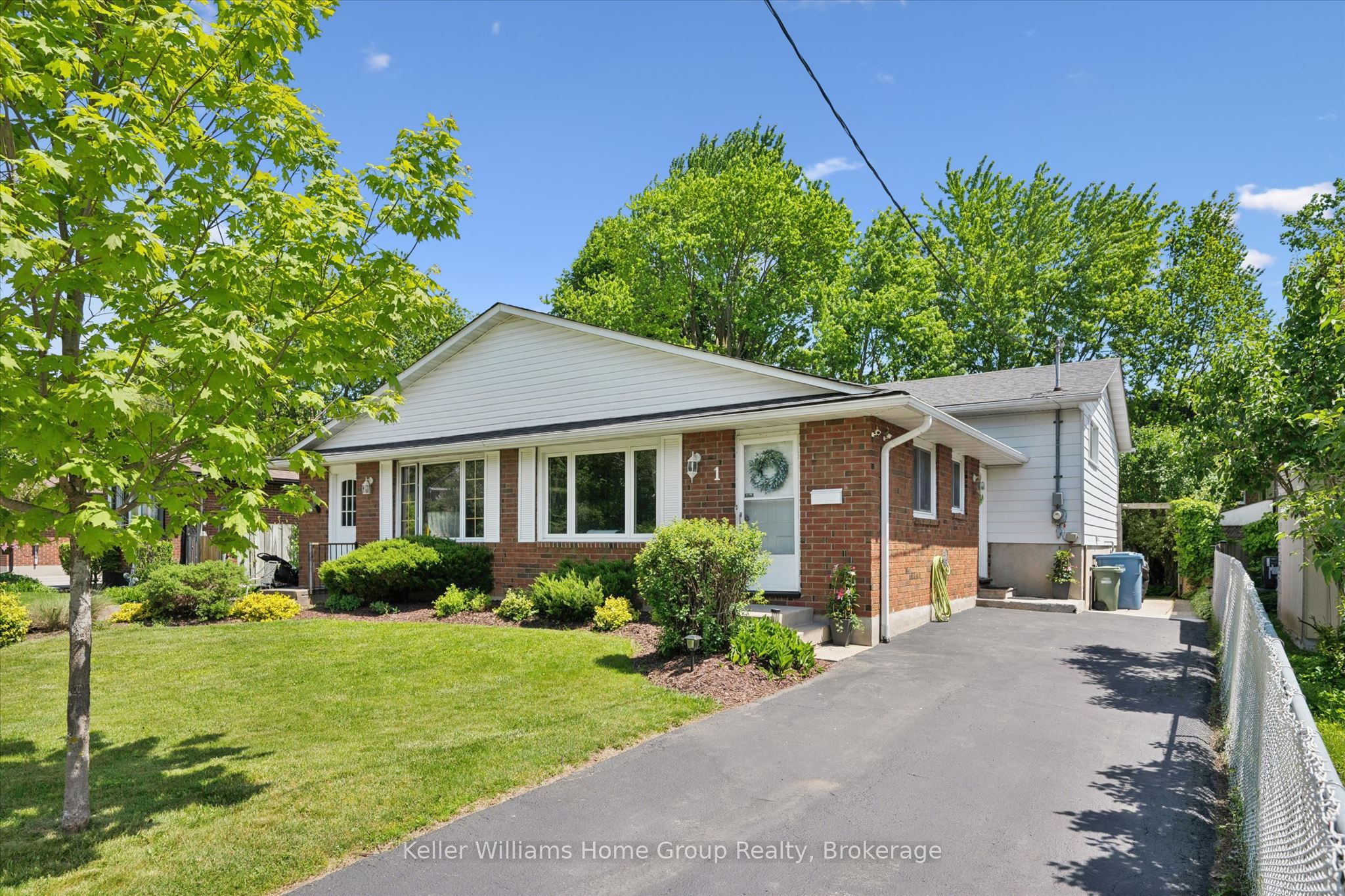 1 Islington Avenue Property Photo 2