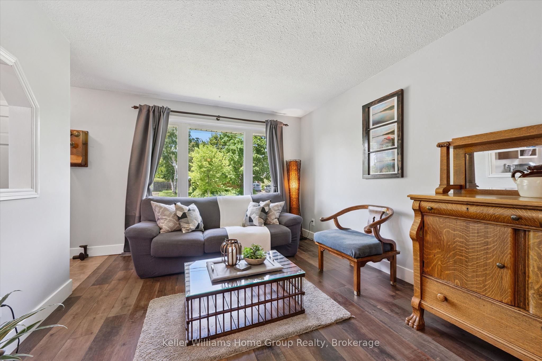 1 Islington Avenue Property Photo 5