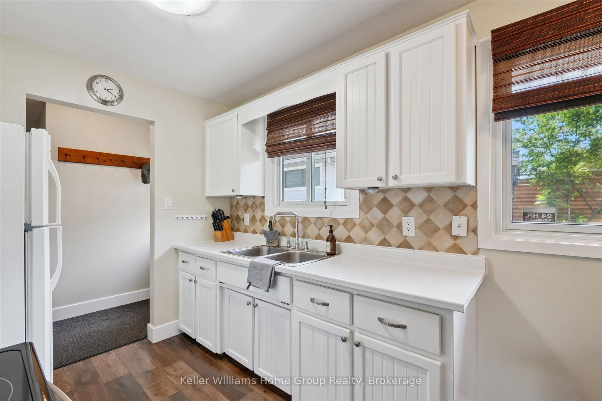 1 Islington Avenue Property Photo 9