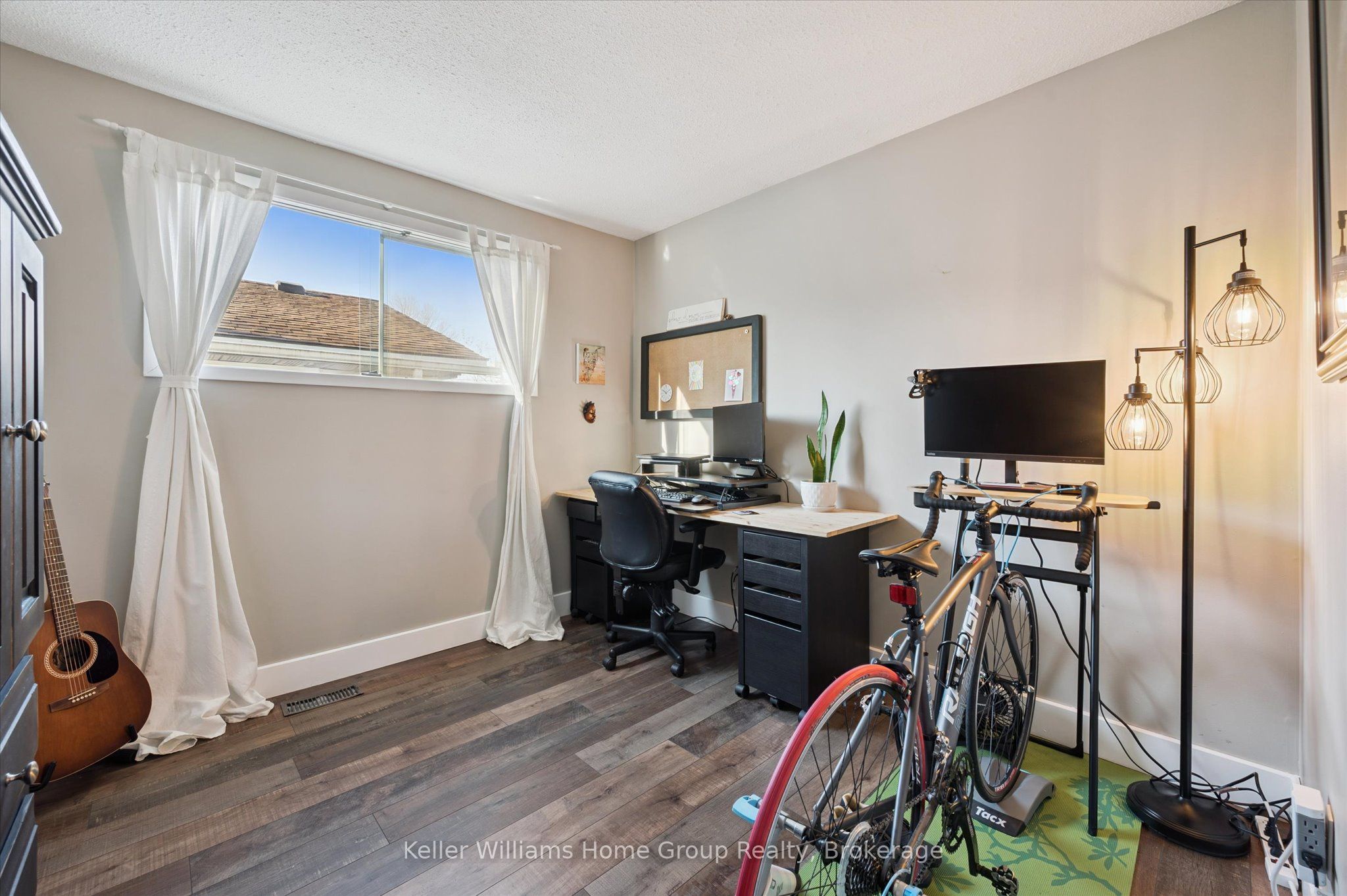 1 Islington Avenue Property Photo 16