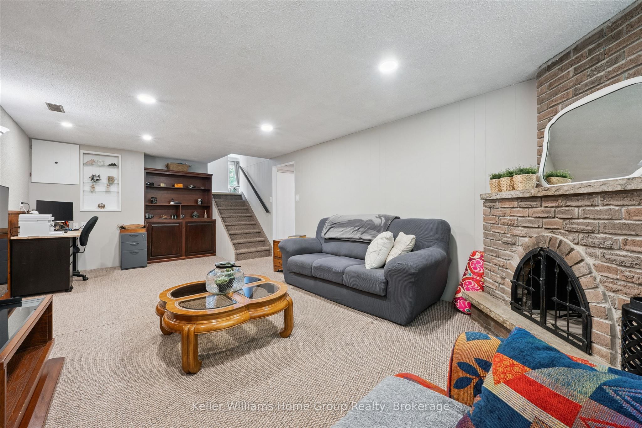 1 Islington Avenue Property Photo 19