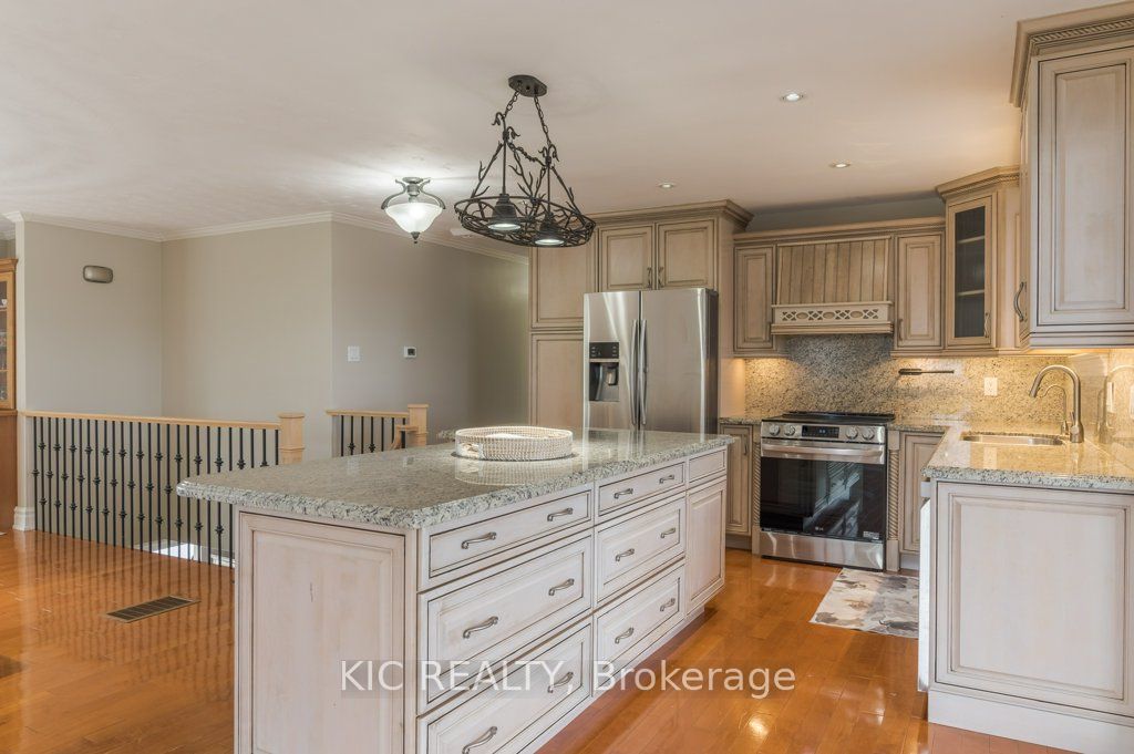 1247 Gail Park Drive Property Photo 7