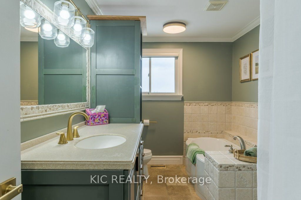 1247 Gail Park Drive Property Photo 25