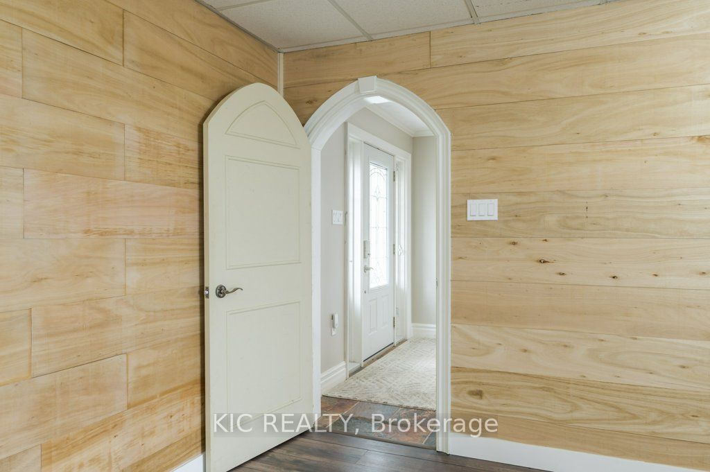 1247 Gail Park Drive Property Photo 32