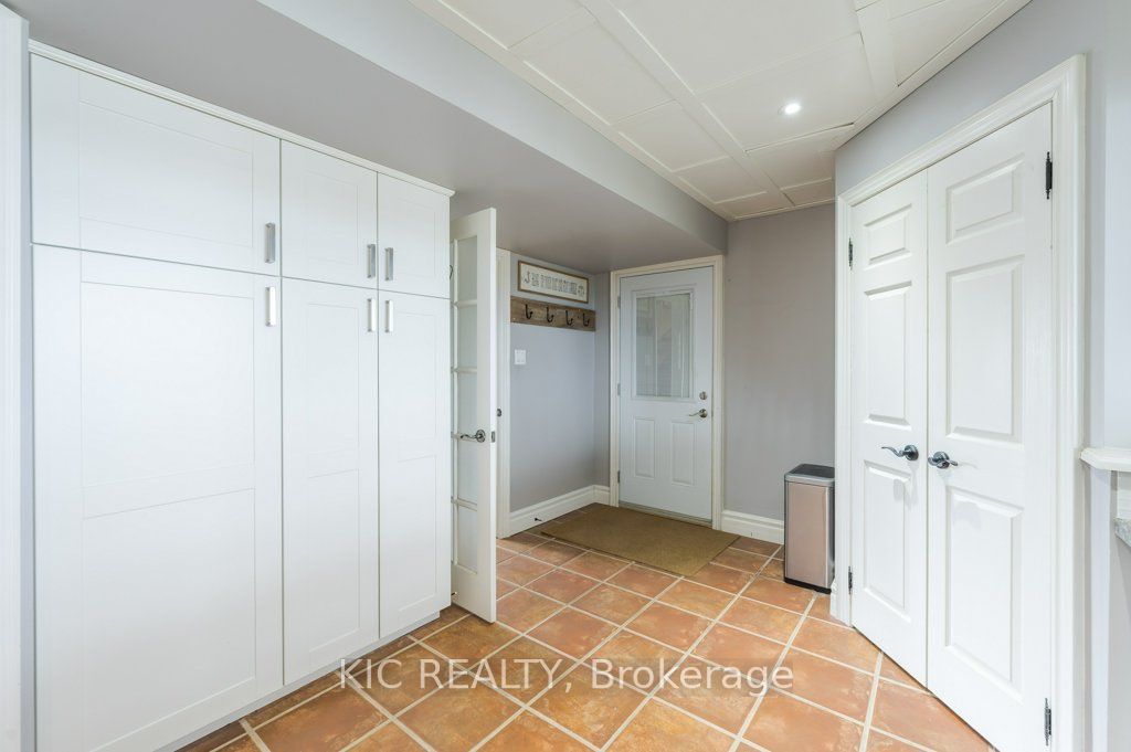 1247 Gail Park Drive Property Photo 36