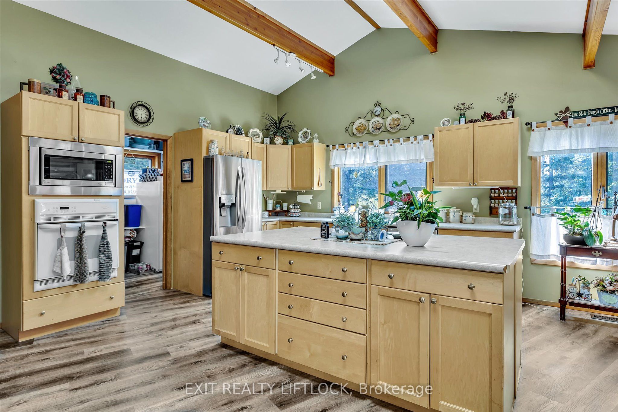 25 Balsam Road Property Photo 6