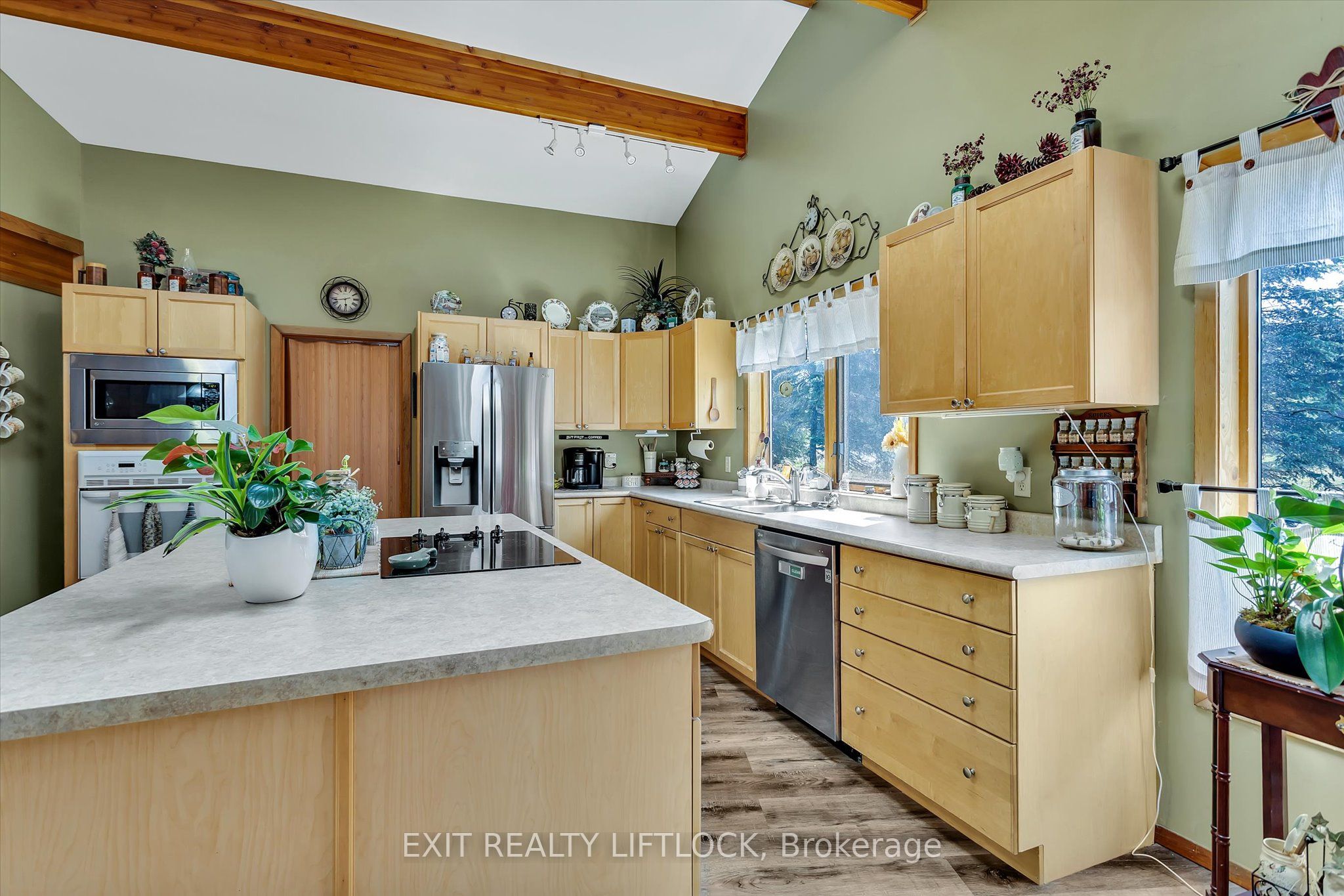 25 Balsam Road Property Photo 7