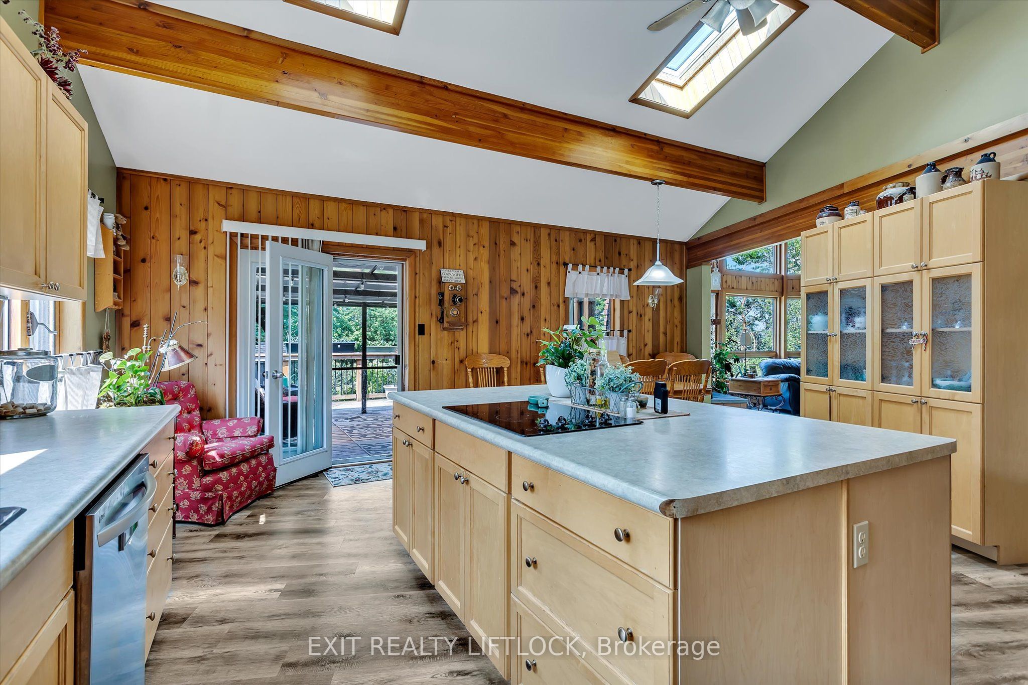 25 Balsam Road Property Photo 9