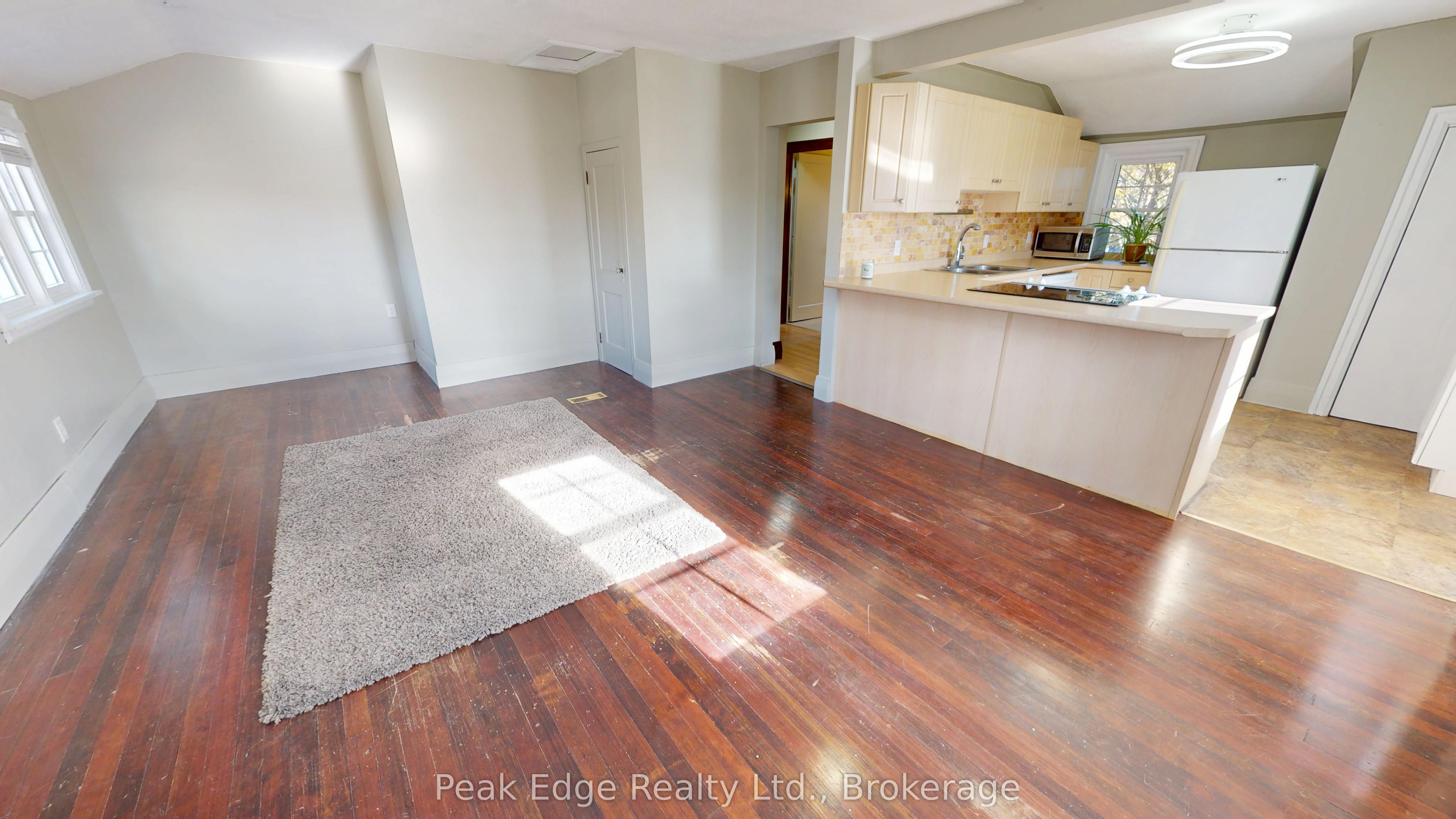 477 12th Avenue Property Photo 19