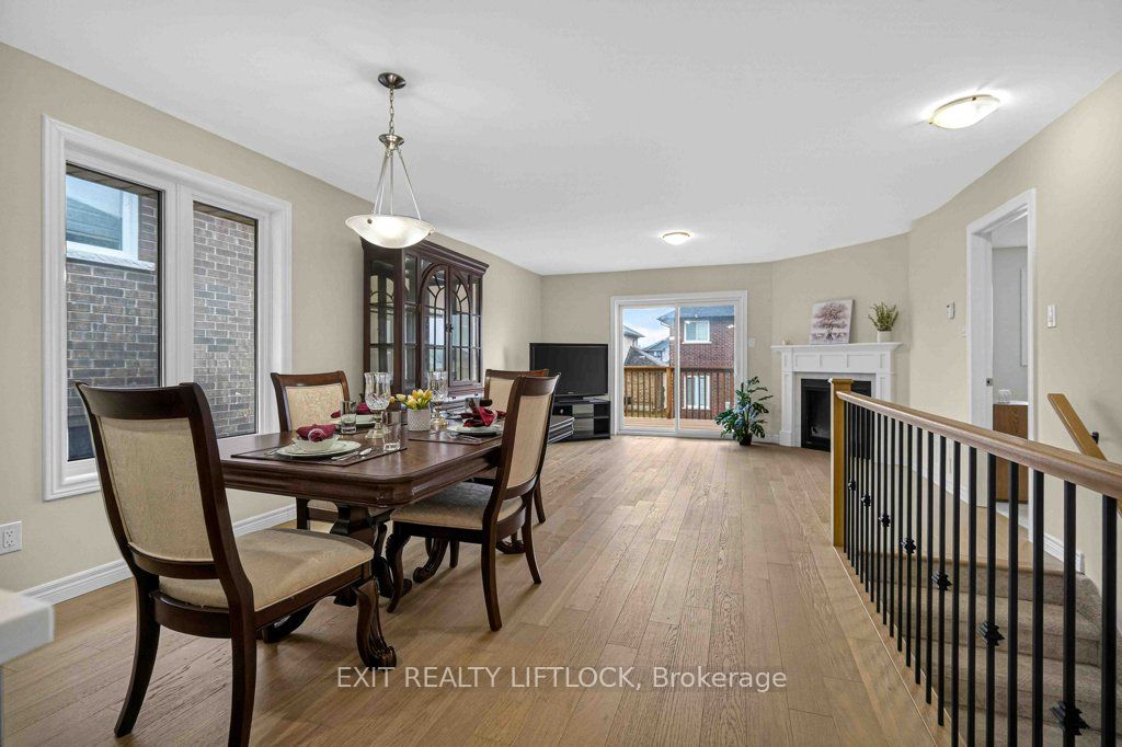 320 Mullighan Gardens Property Photo 10
