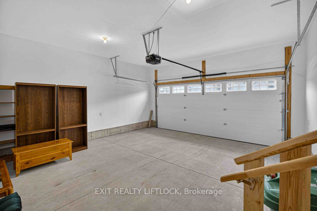 320 Mullighan Gardens Property Photo 33