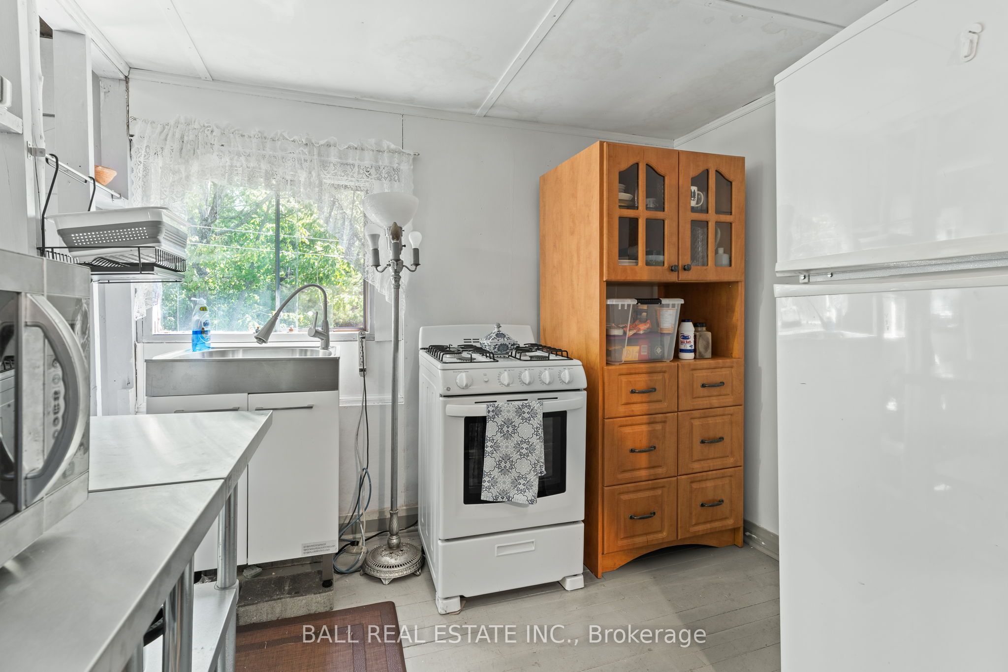1017 Ewles Drive Property Photo 11