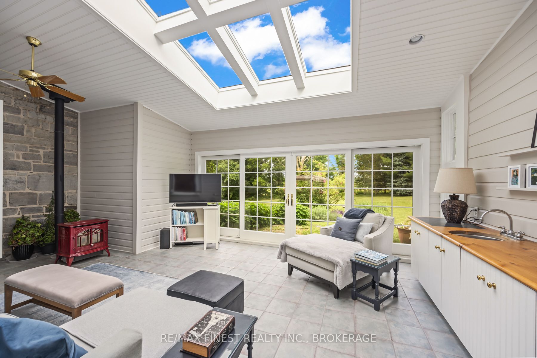 187 Simmons Road Property Photo 22