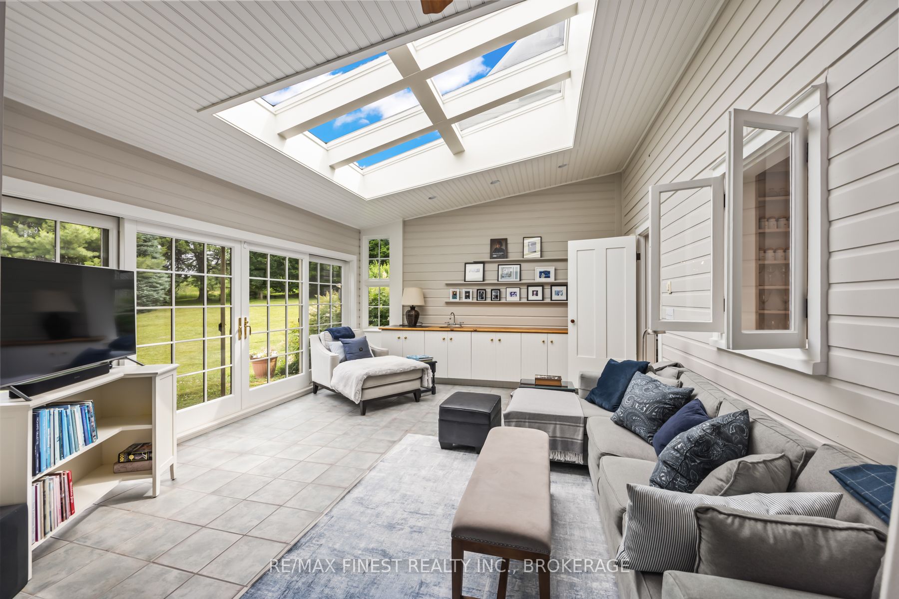 187 Simmons Road Property Photo 23