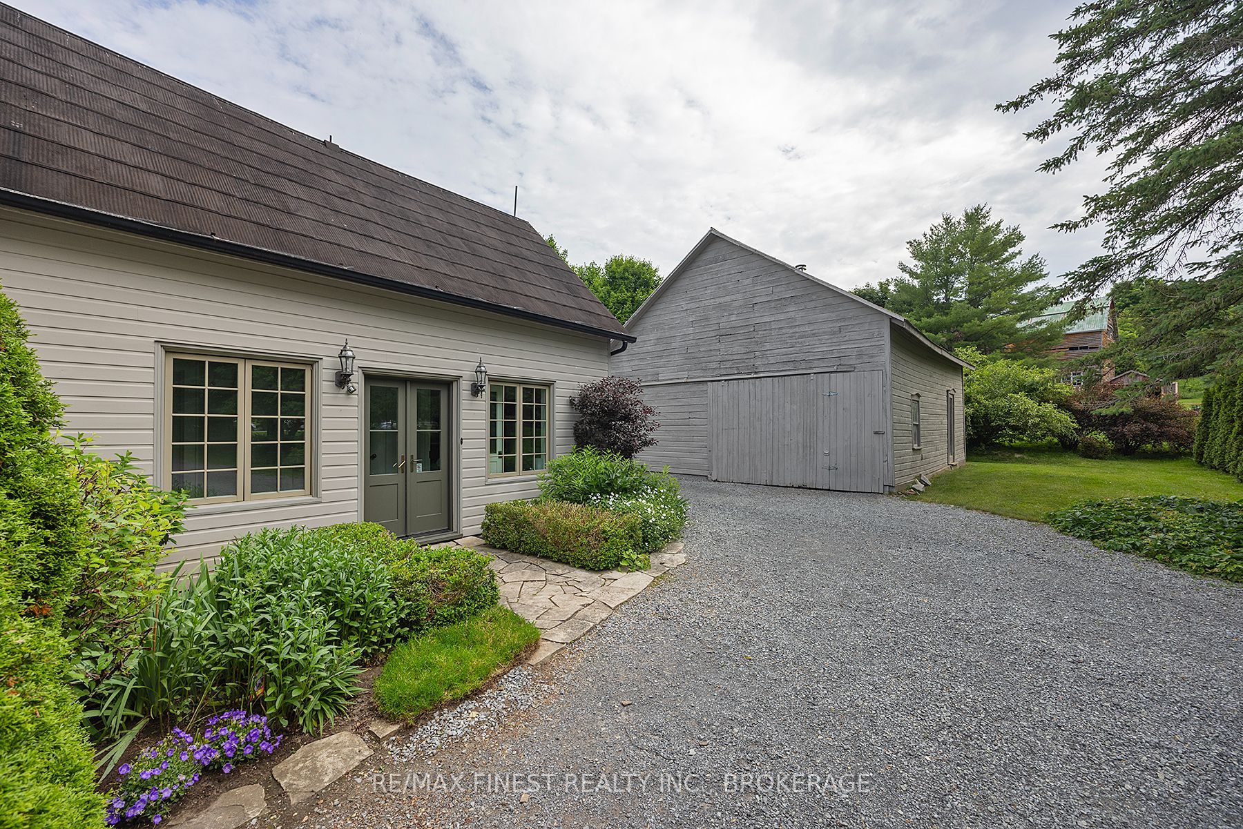 187 Simmons Road Property Photo 47