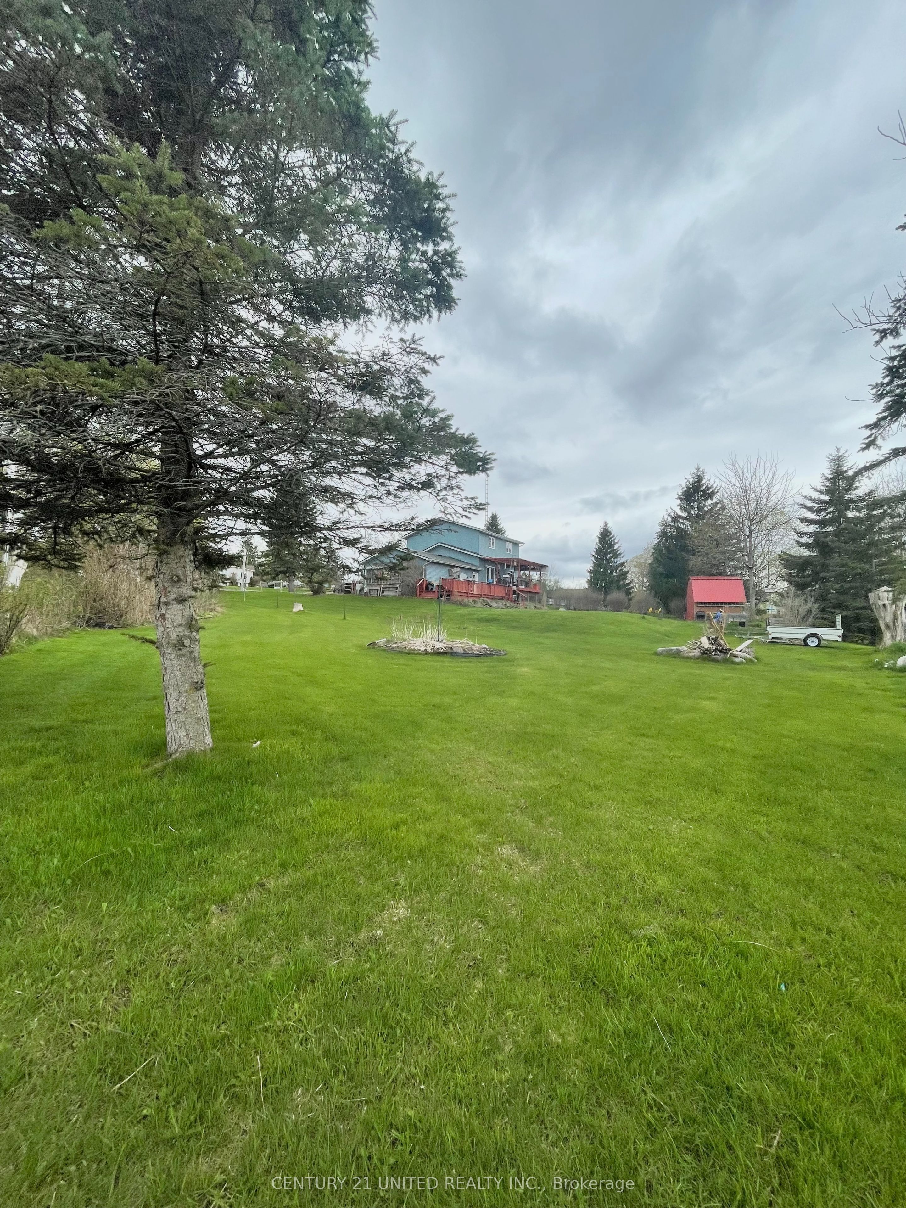 9588 Ardagh Crescent Property Photo 16