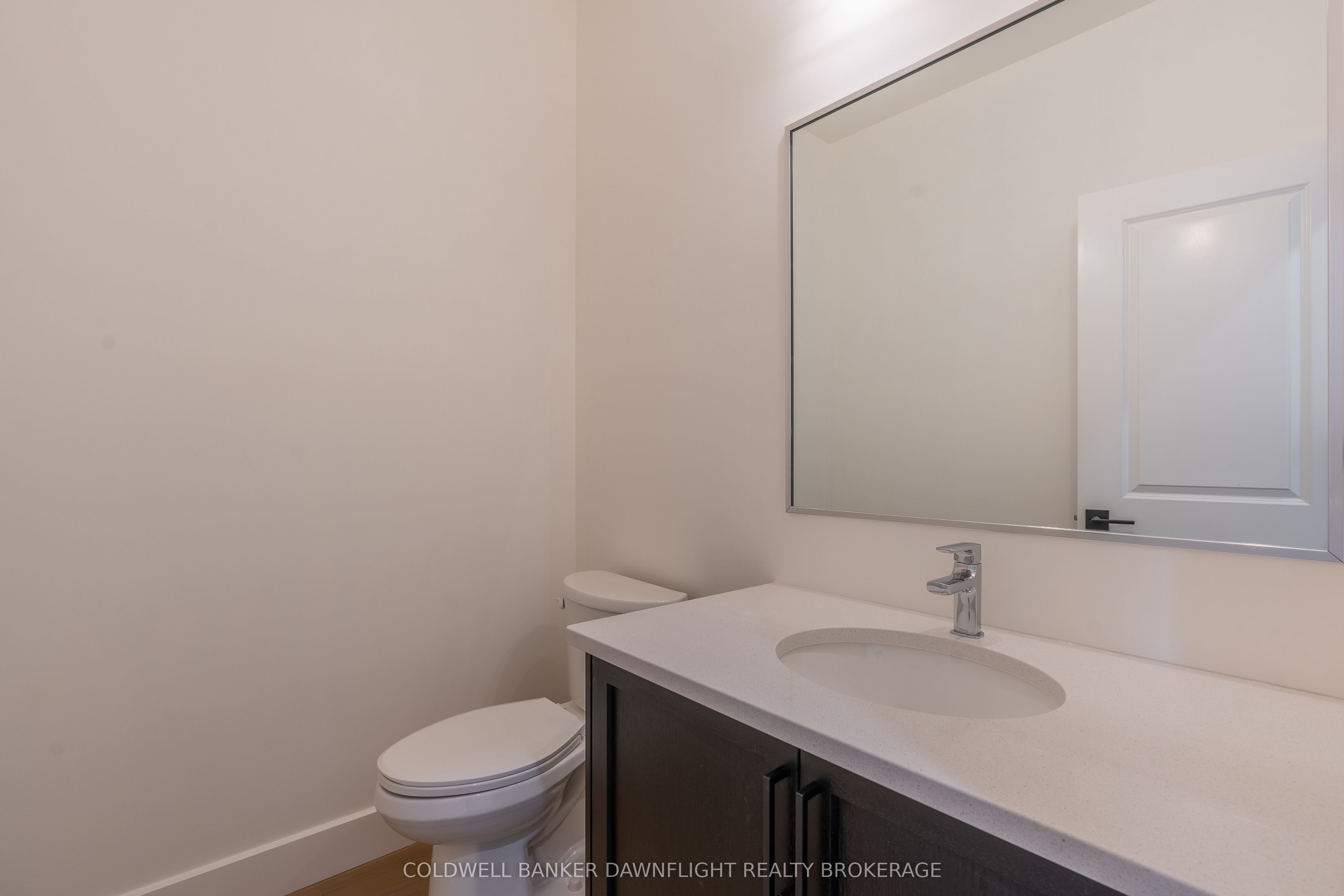 147 Scotts Drive 19 Property Photo 8