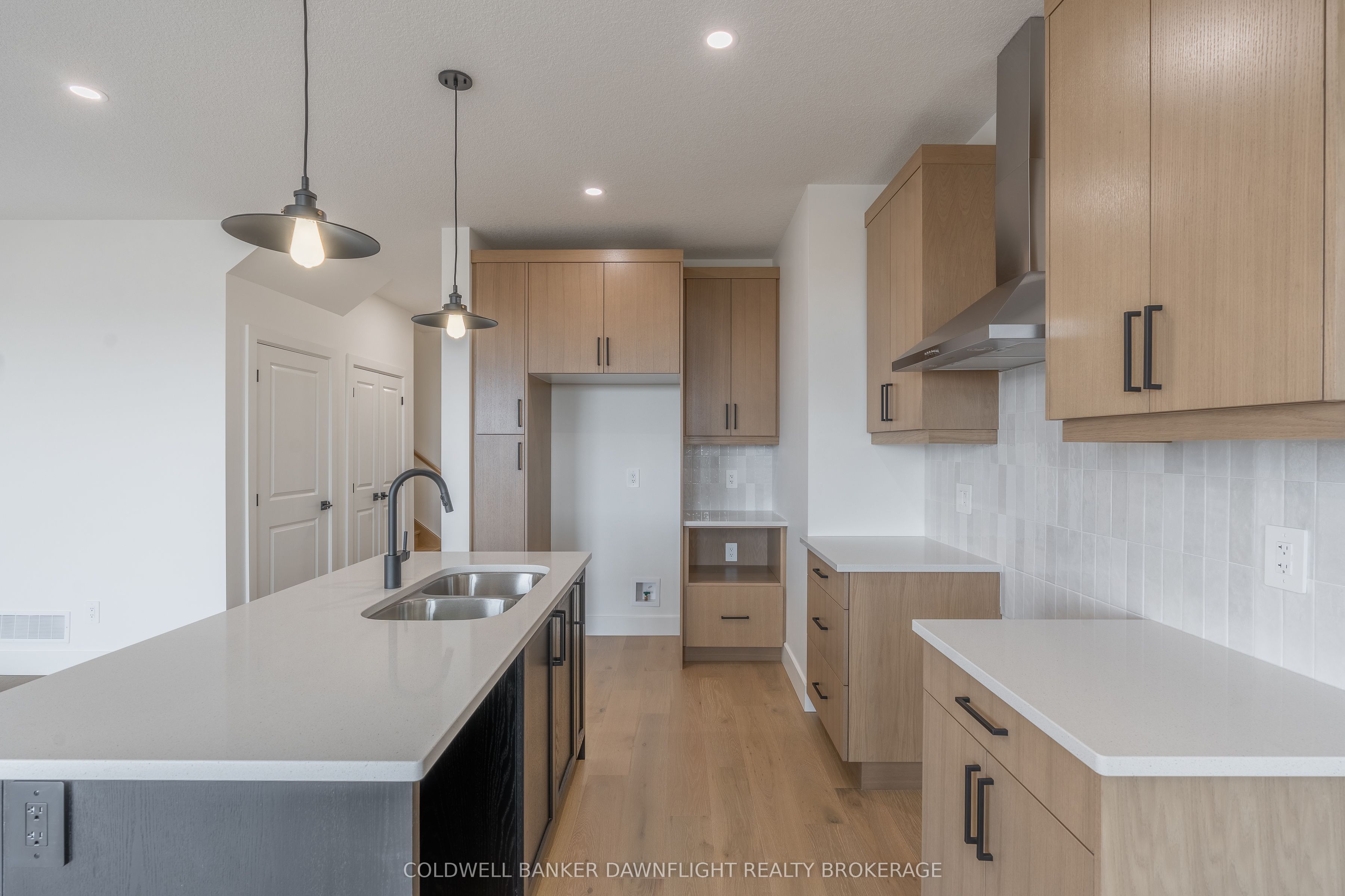 147 Scotts Drive 19 Property Photo 12