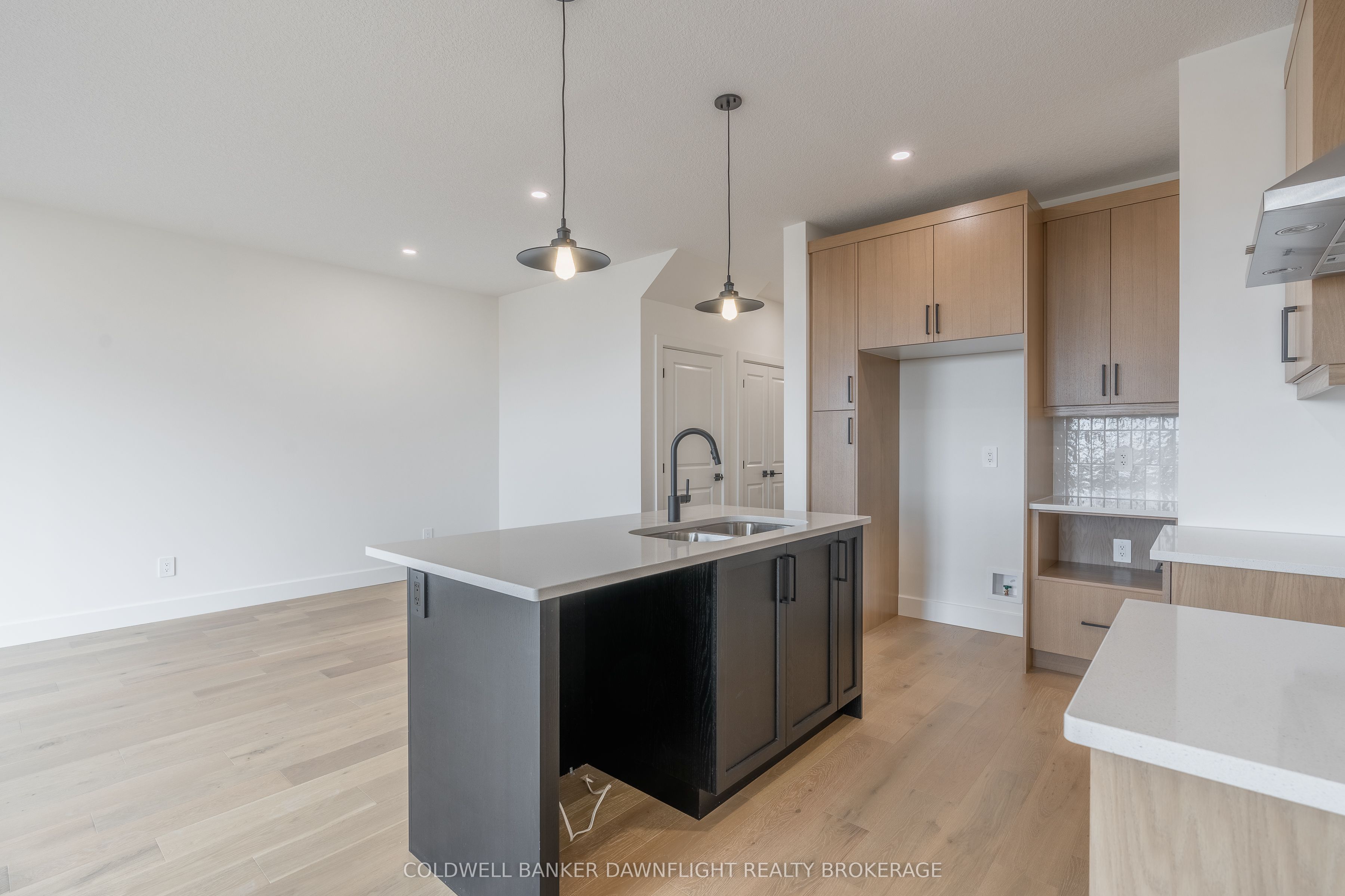 147 Scotts Drive 19 Property Photo 14