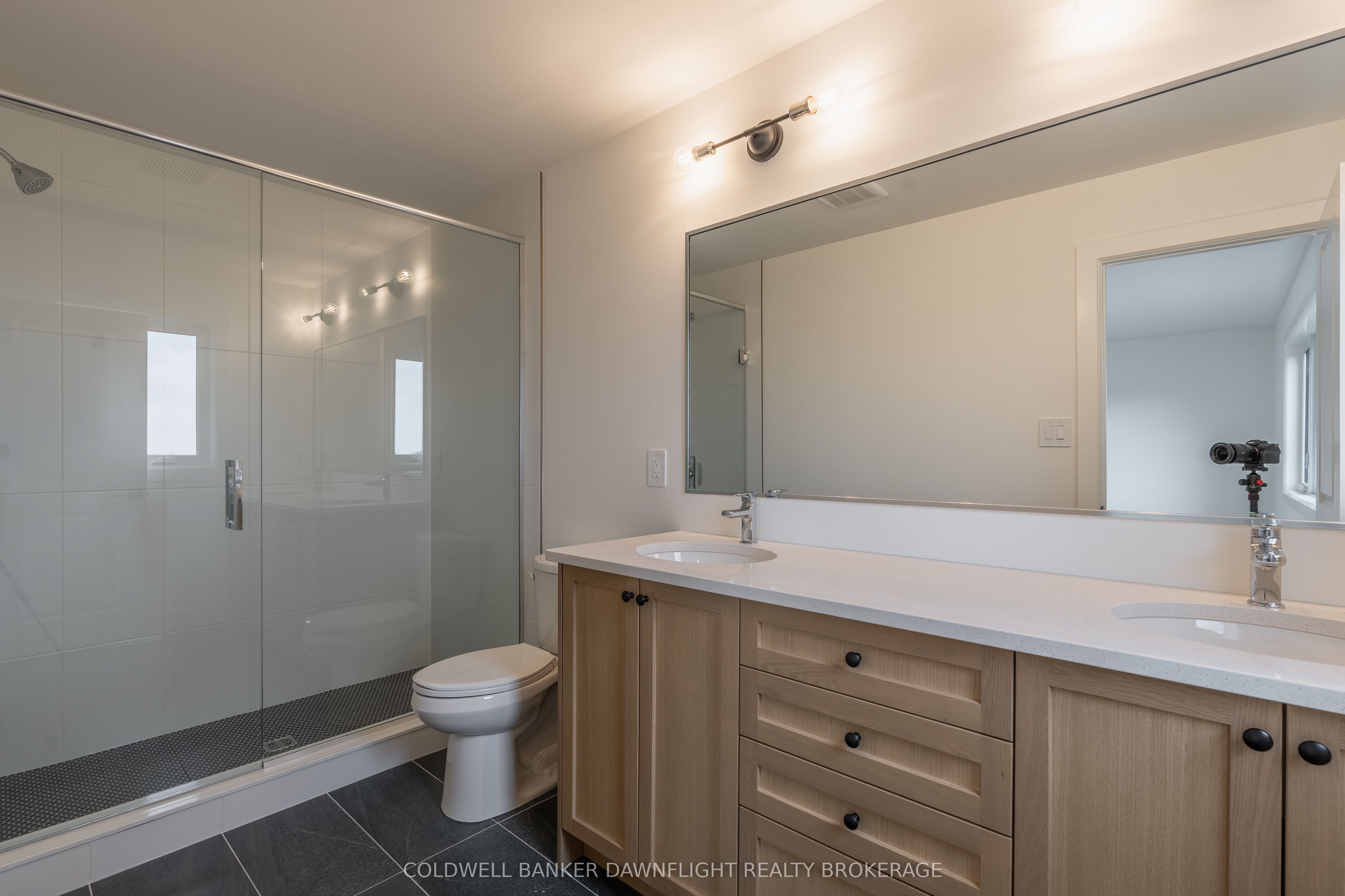 147 Scotts Drive 19 Property Photo 25
