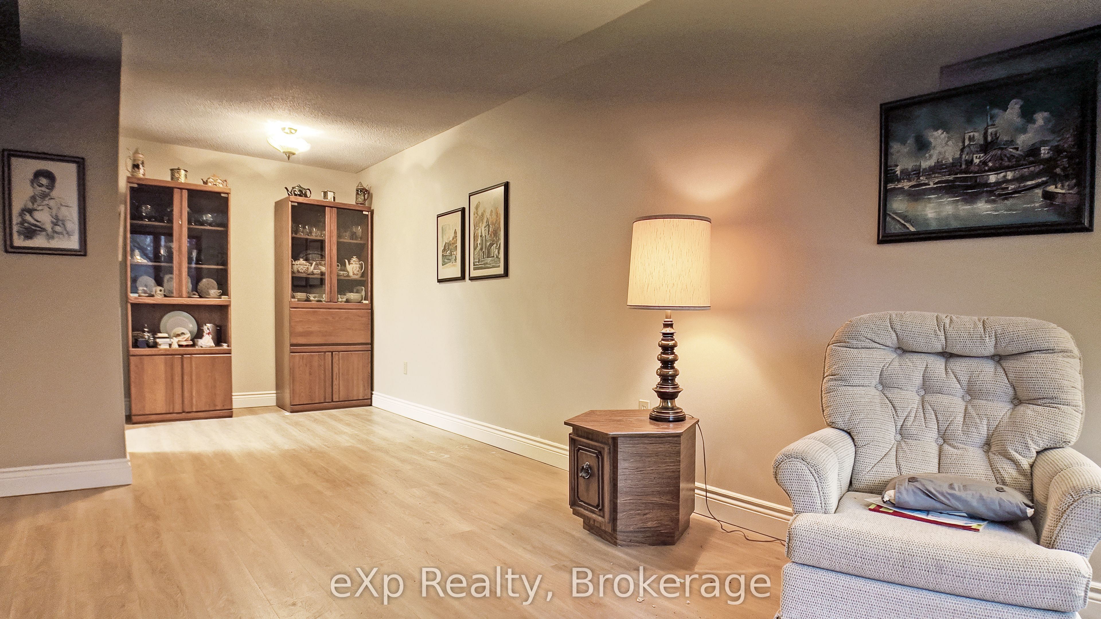5 Valleyside Drive 402 Property Photo 5