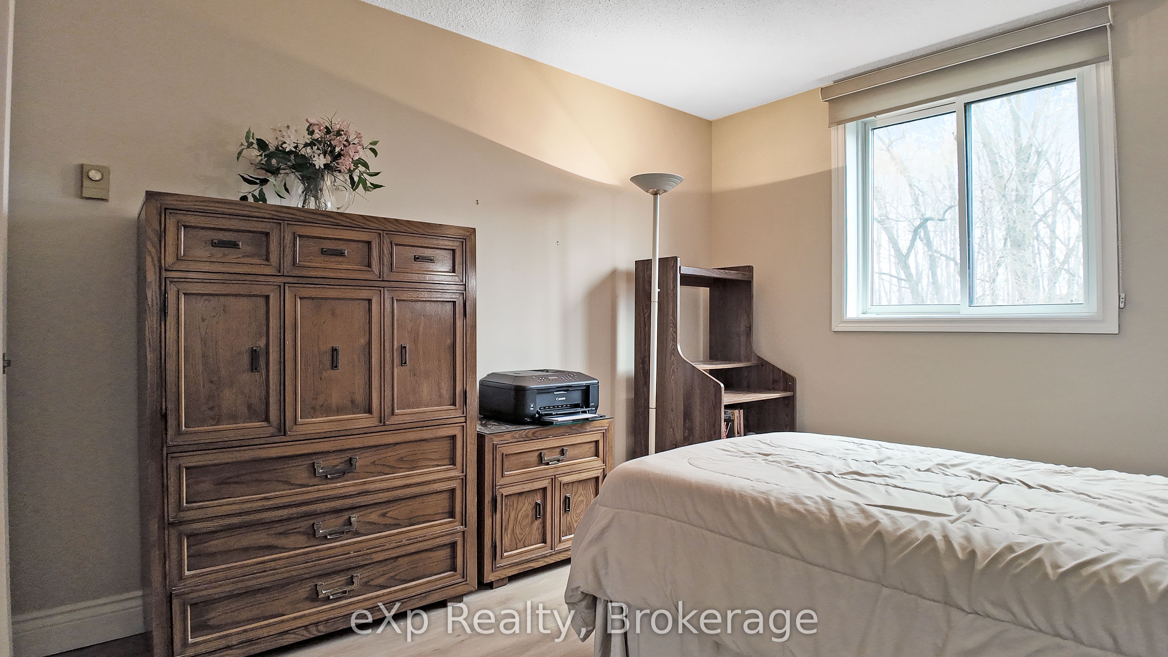 5 Valleyside Drive 402 Property Photo 8