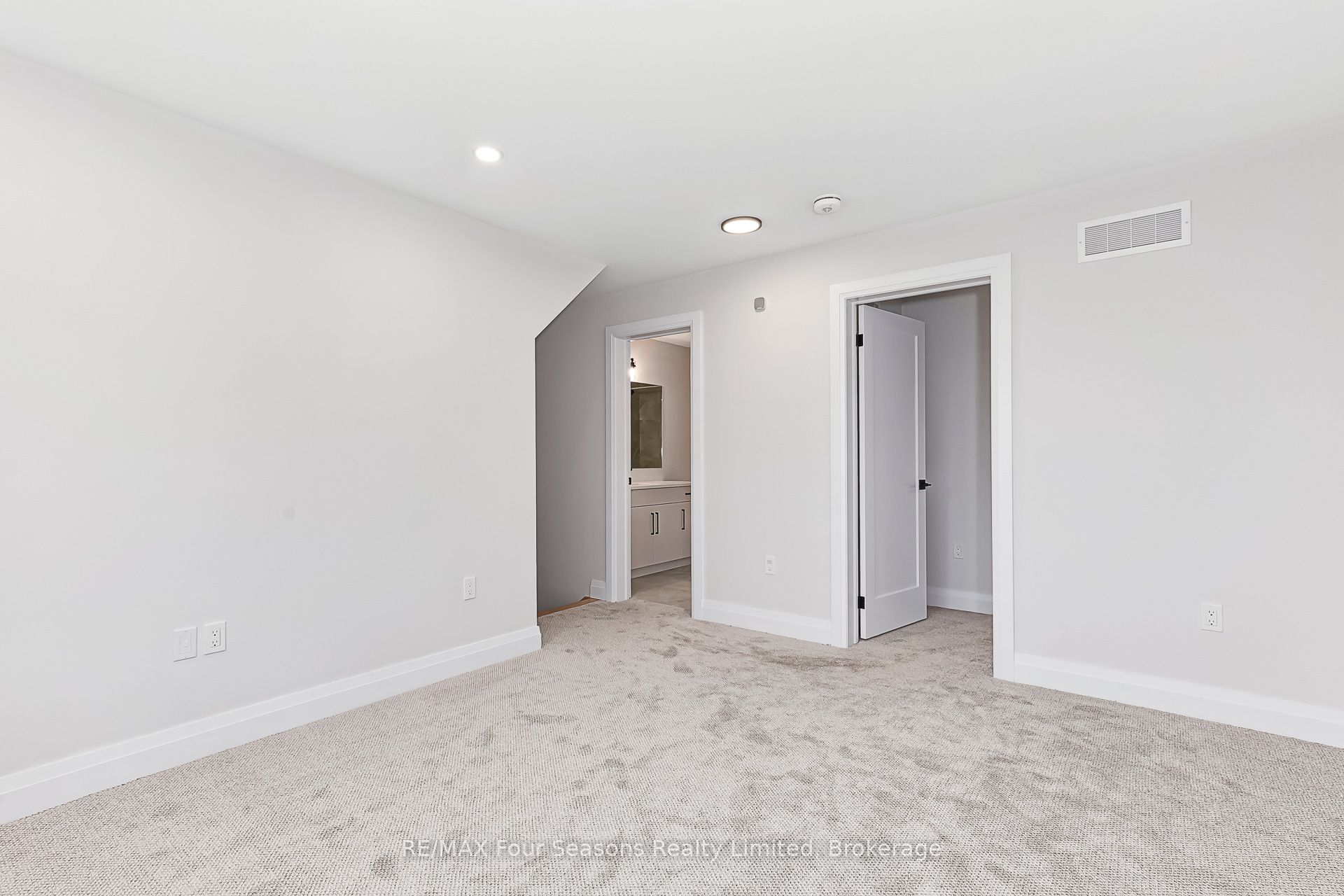 3 Boynton Court Property Photo 26