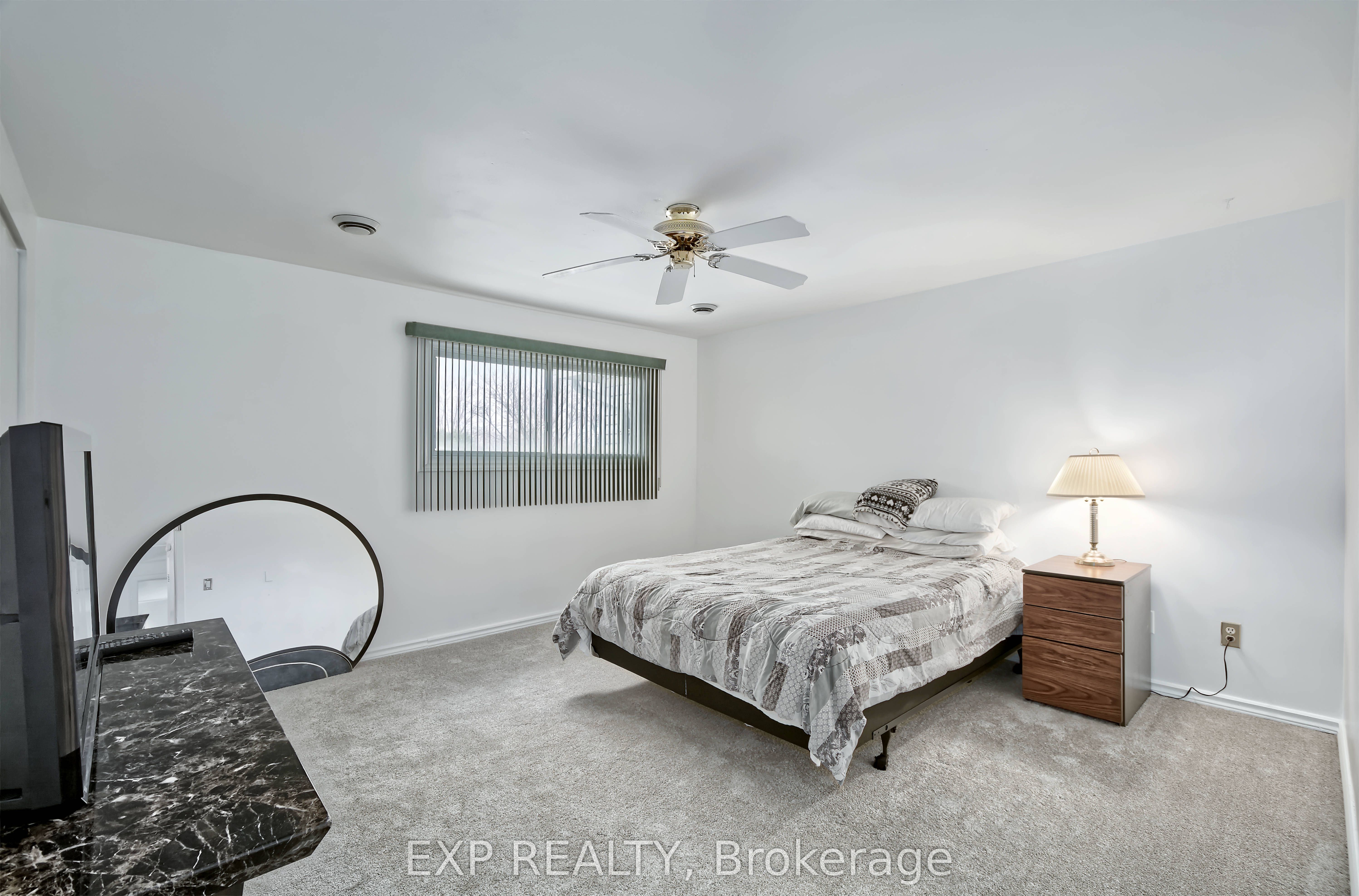 1430 Jalna Boulevard 38 Property Photo 19