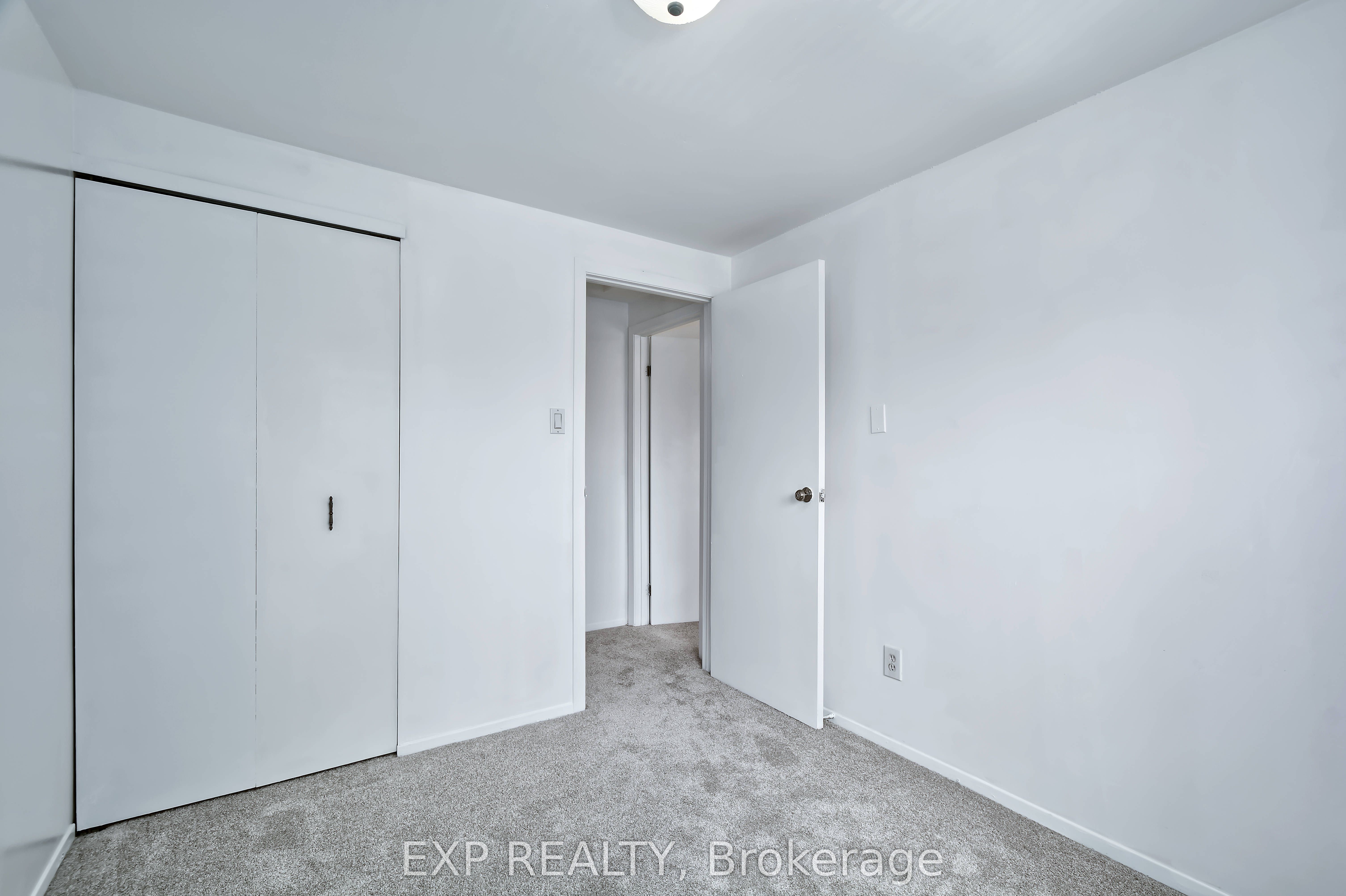 1430 Jalna Boulevard 38 Property Photo 22