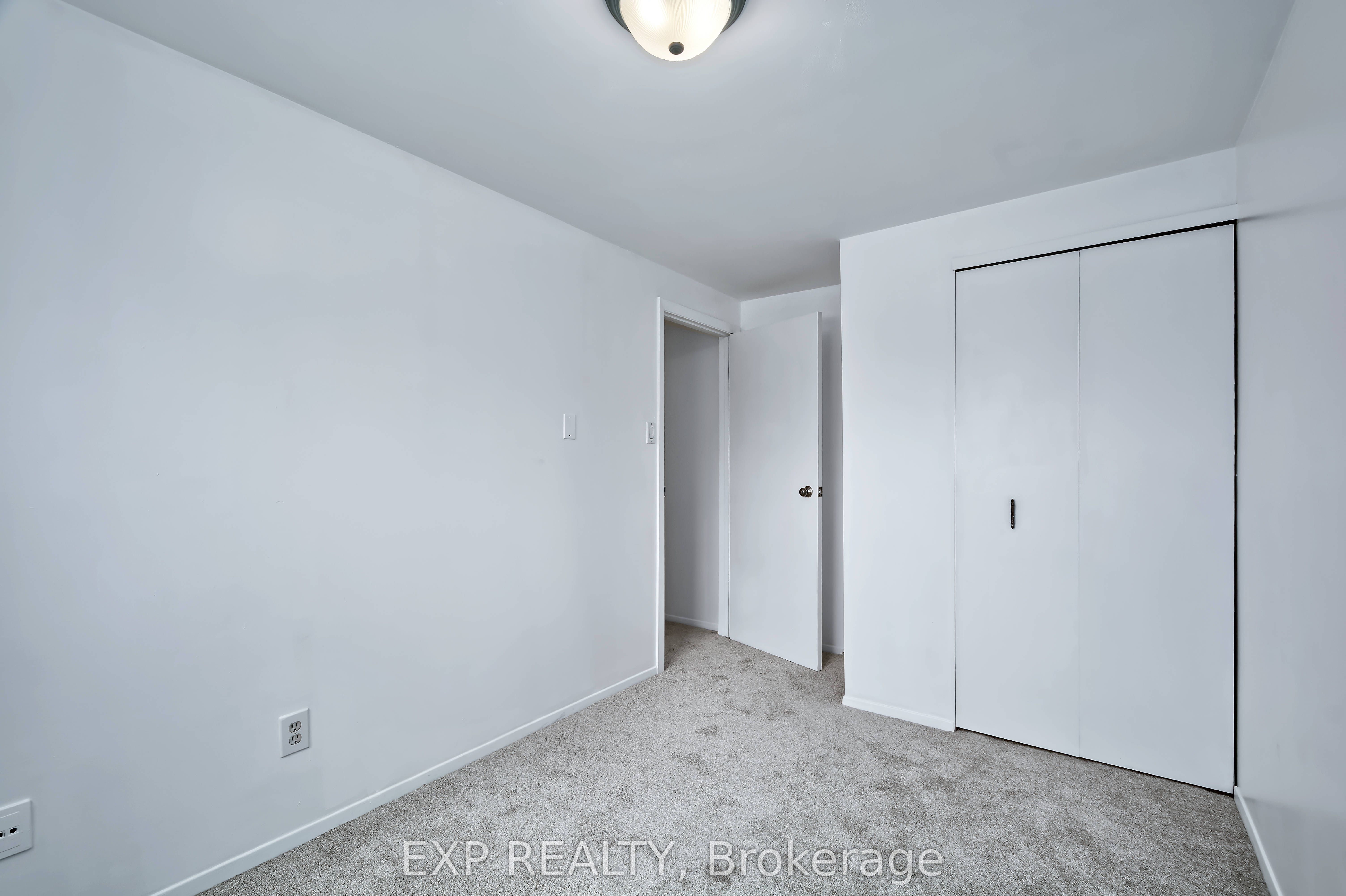 1430 Jalna Boulevard 38 Property Photo 25