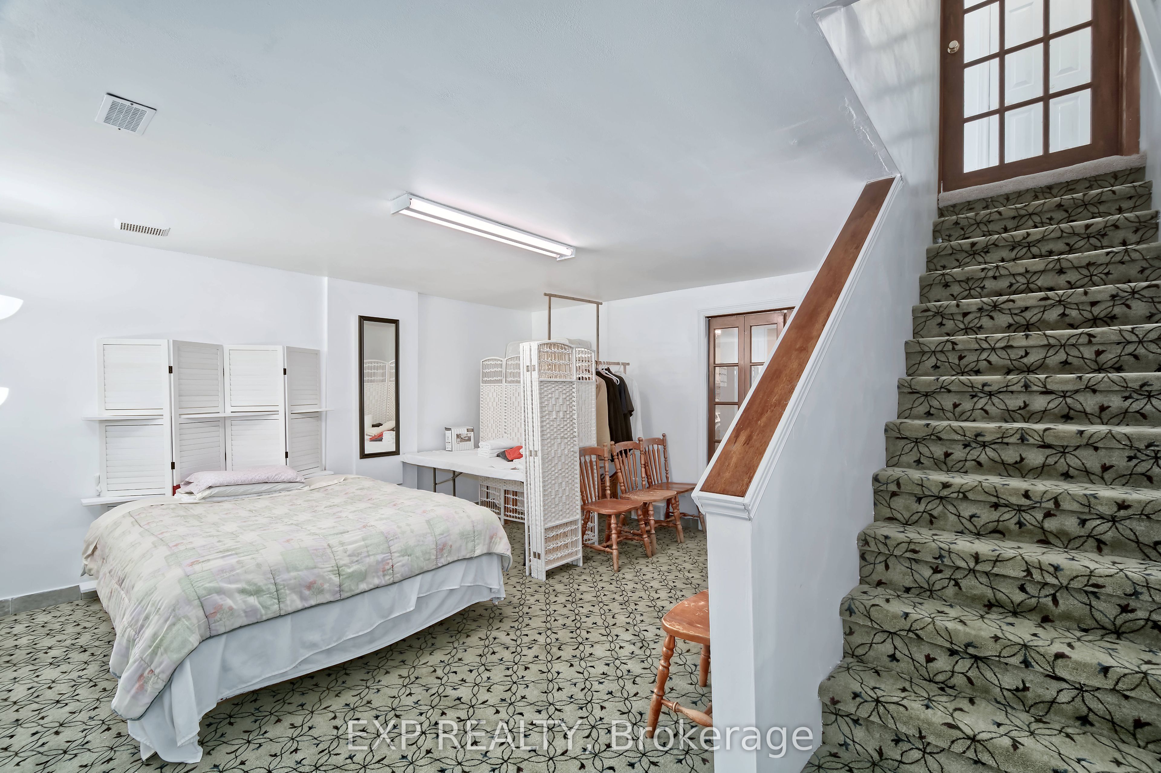 1430 Jalna Boulevard 38 Property Photo 27