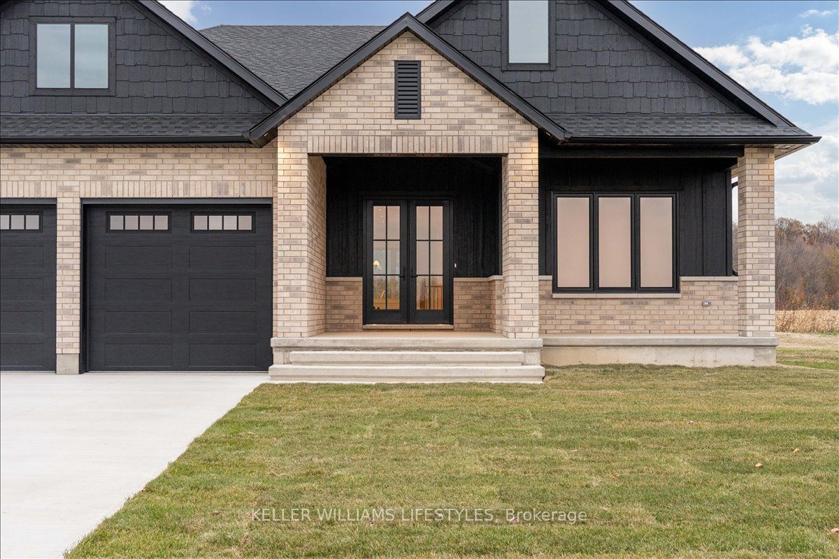 126 Fraser Crescent Property Photo 4