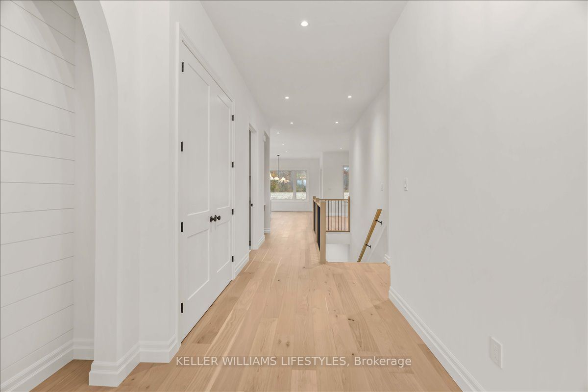 126 Fraser Crescent Property Photo 7
