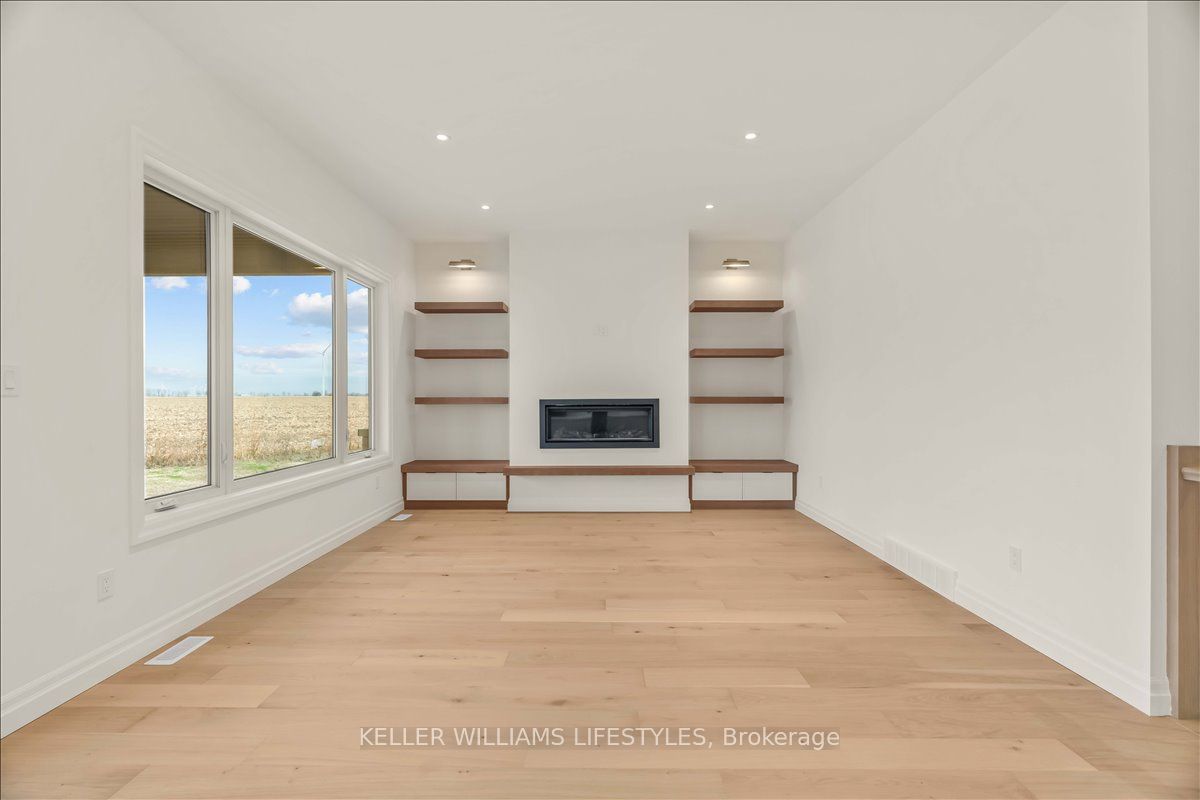 126 Fraser Crescent Property Photo 21