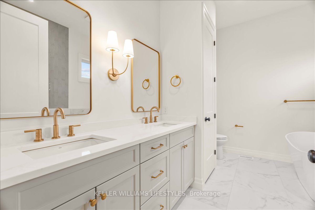 126 Fraser Crescent Property Photo 27