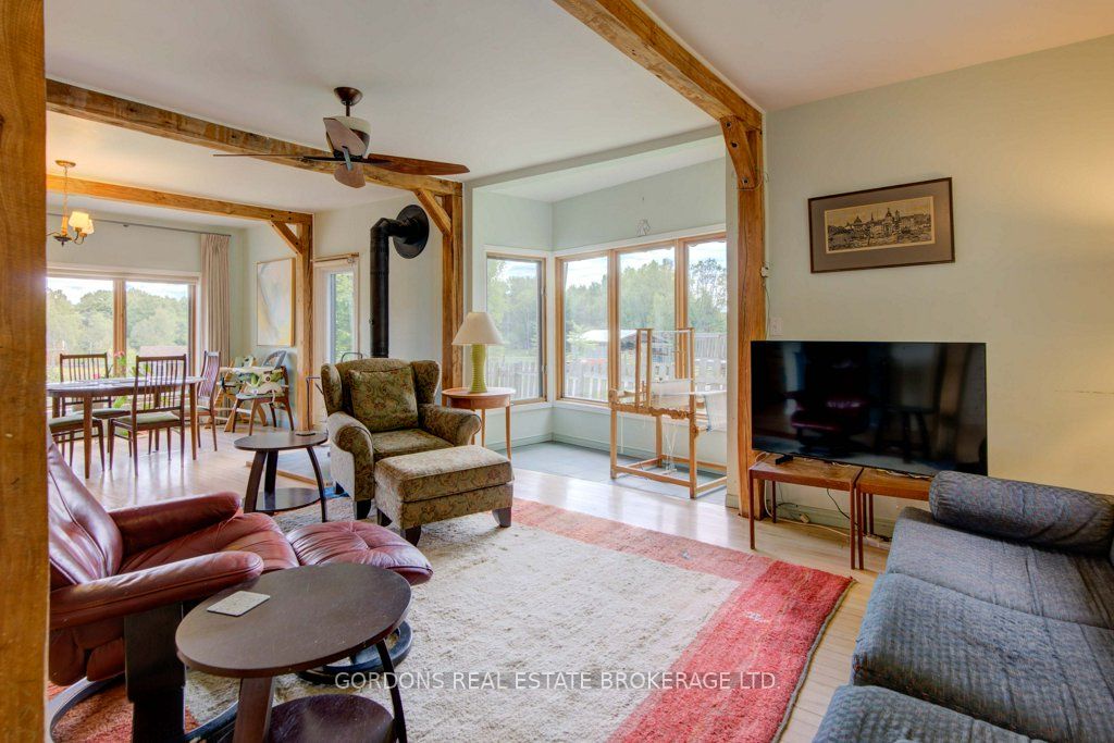 1084 Moon Road Property Photo 7