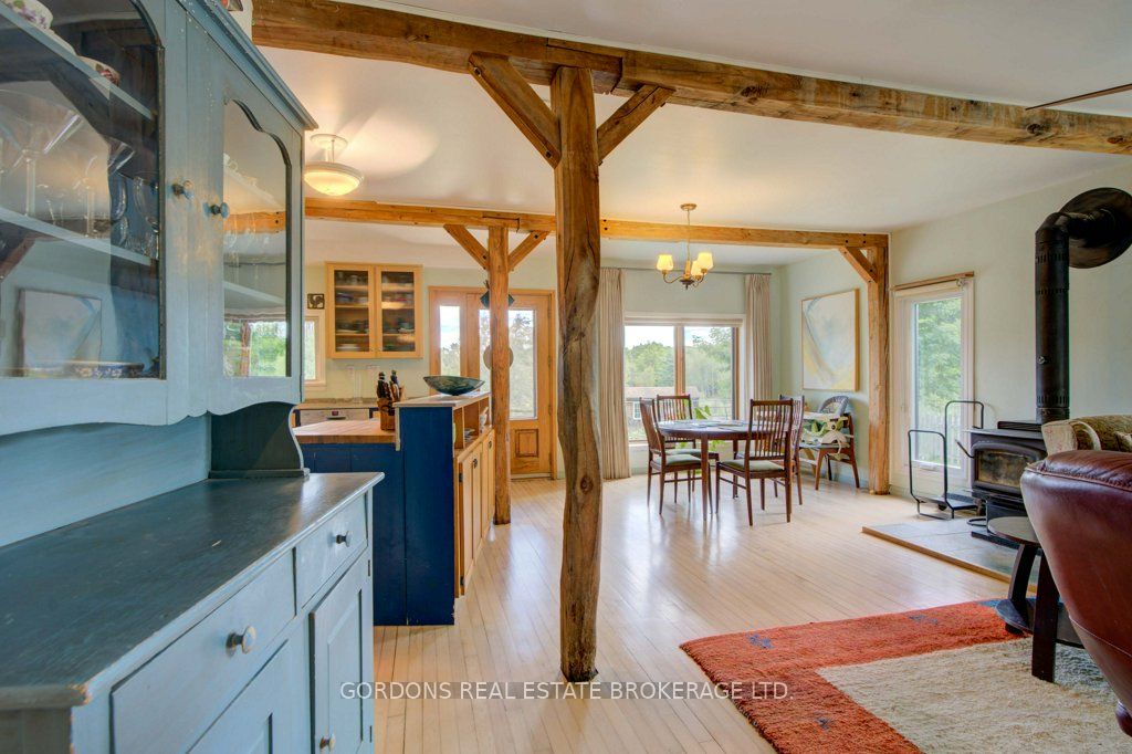 1084 Moon Road Property Photo 9