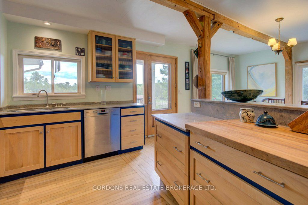 1084 Moon Road Property Photo 15