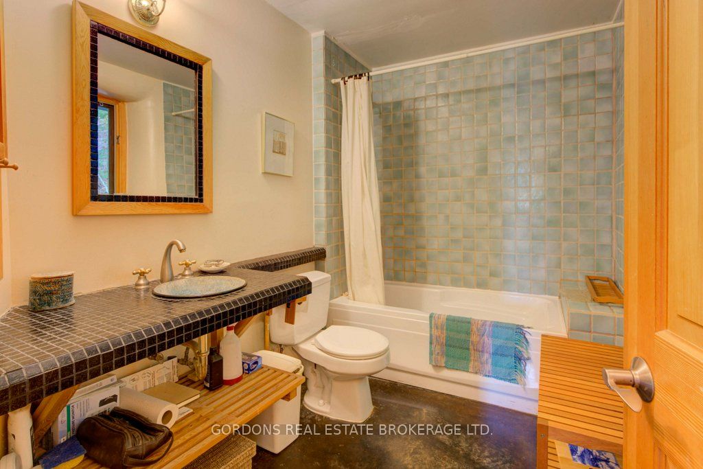 1084 Moon Road Property Photo 18