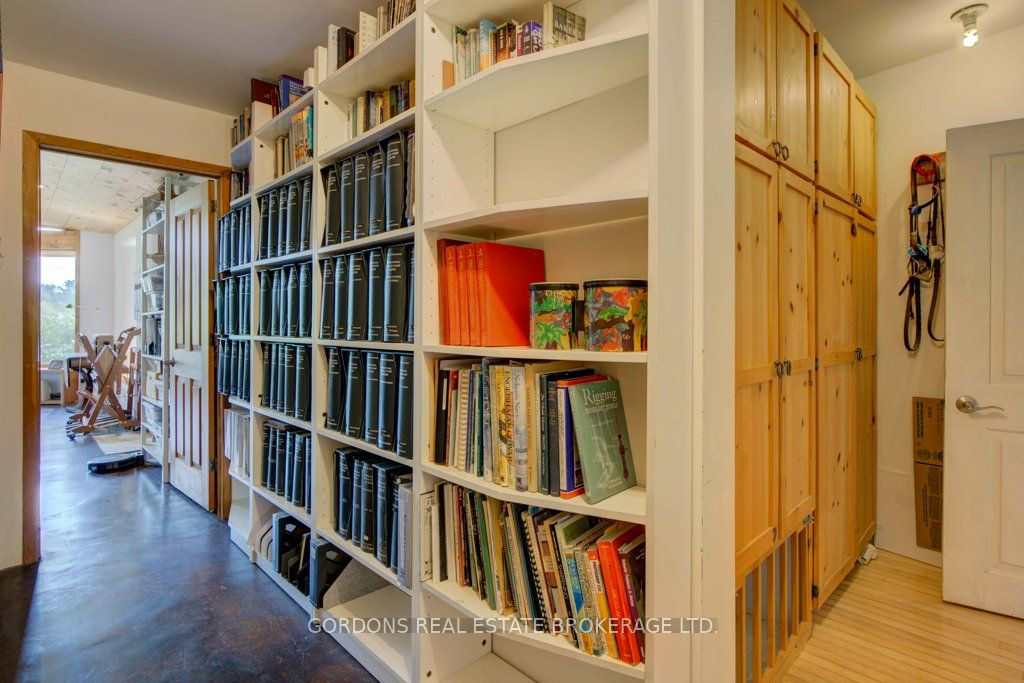 1084 Moon Road Property Photo 19