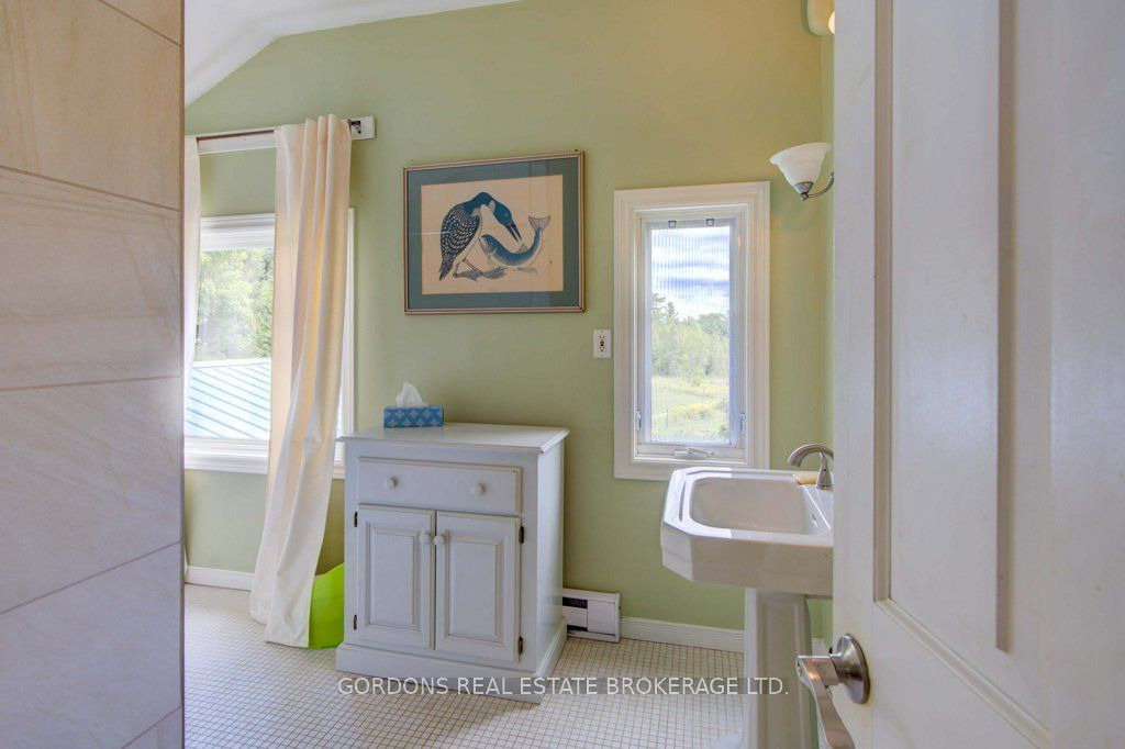 1084 Moon Road Property Photo 28