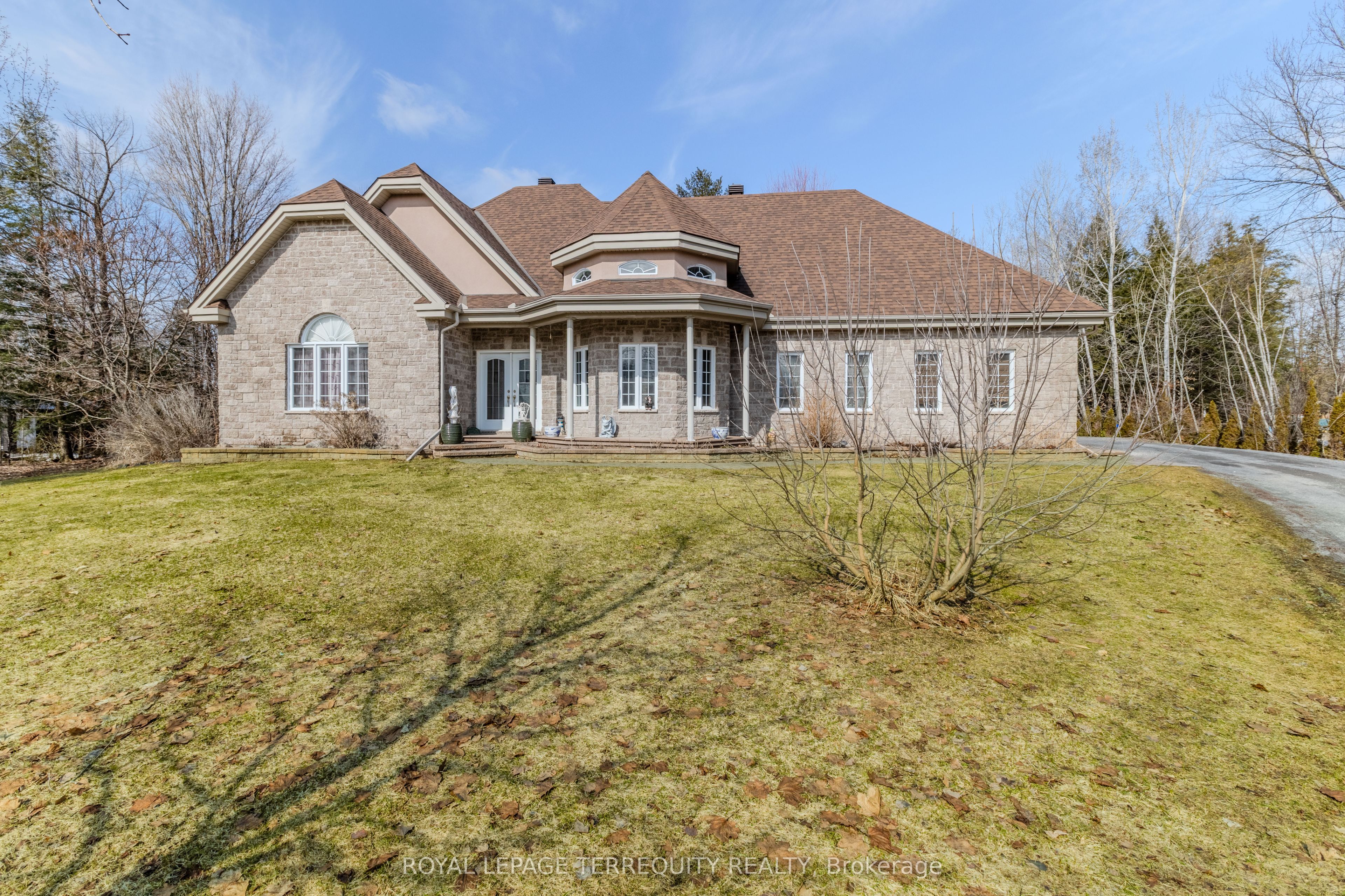 591 Du Parc Road Property Photo 1
